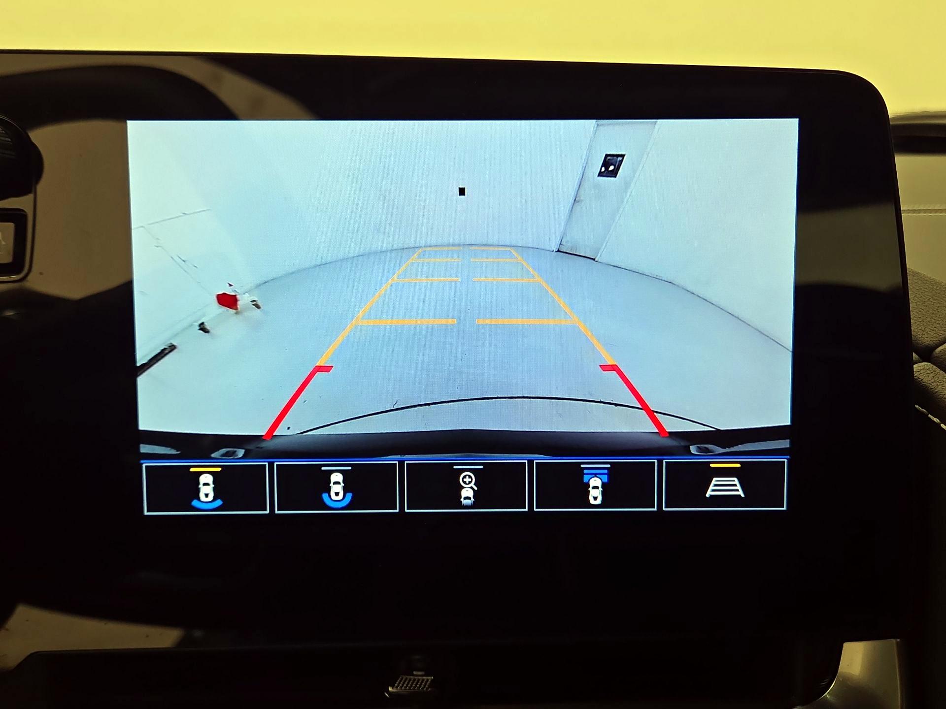 Thumbnail: 2021 Chevrolet Corvette - 14