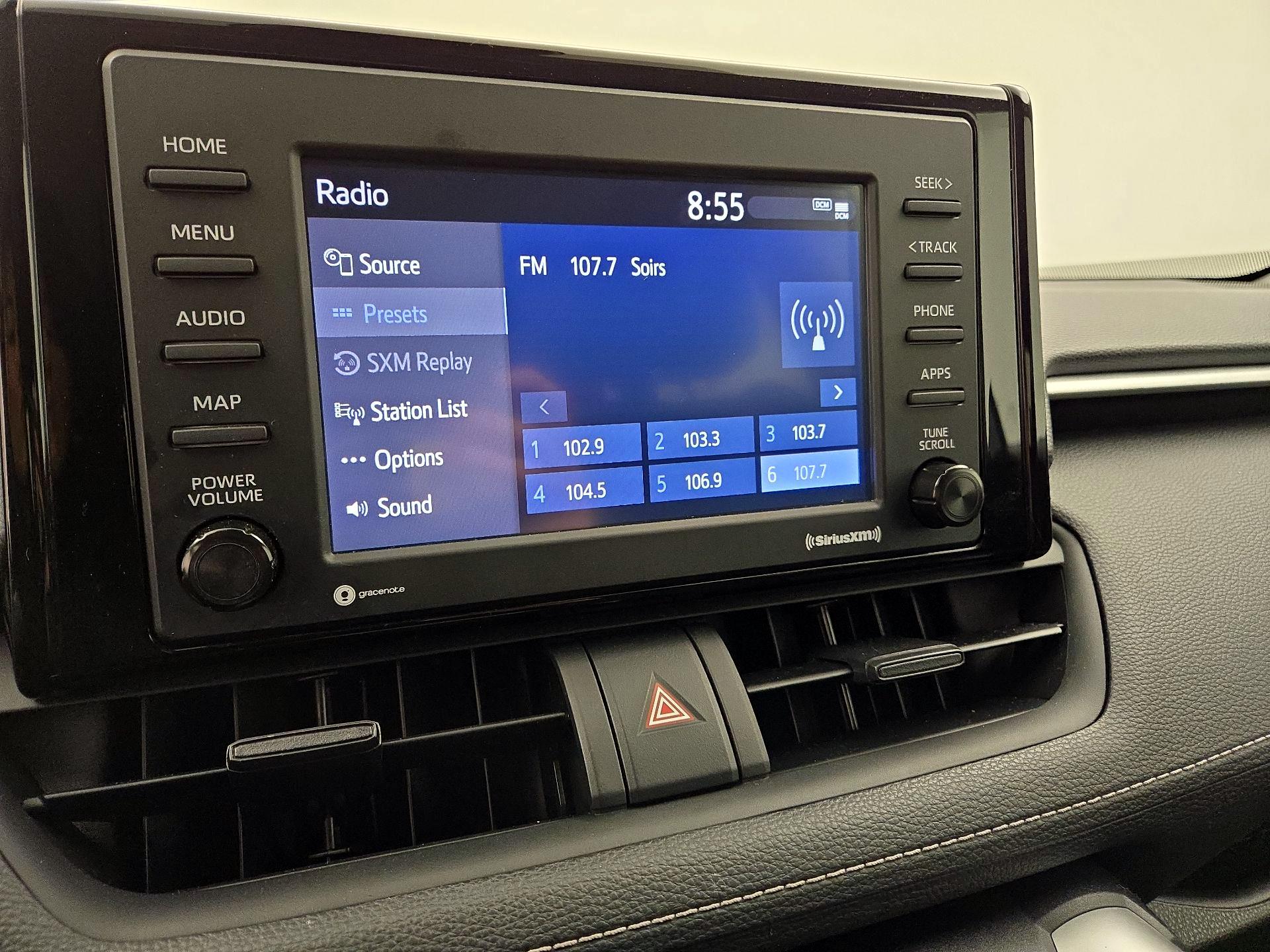 Thumbnail: 2021 Toyota RAV4 - 15