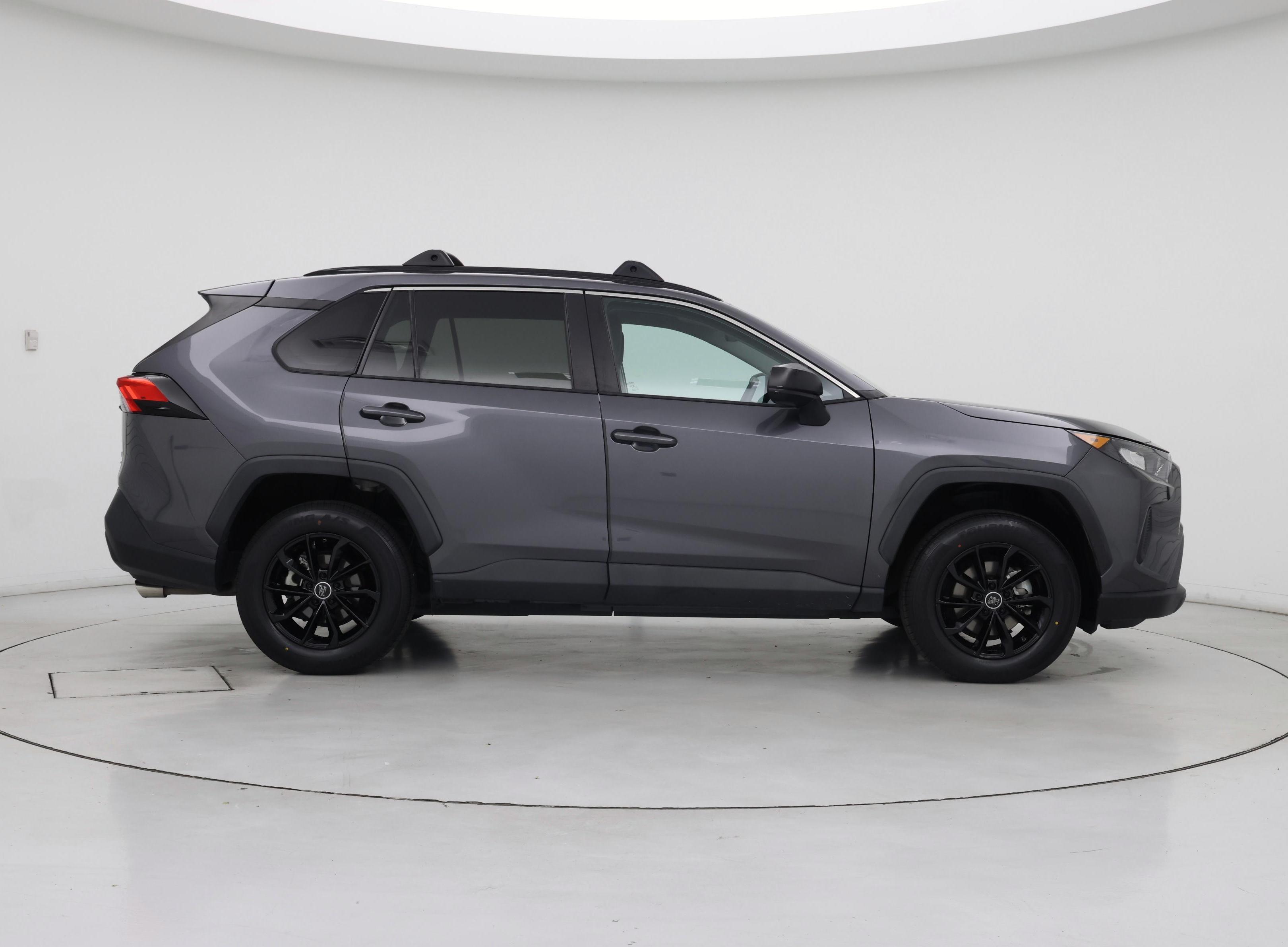 Thumbnail: 2021 Toyota RAV4 - 7