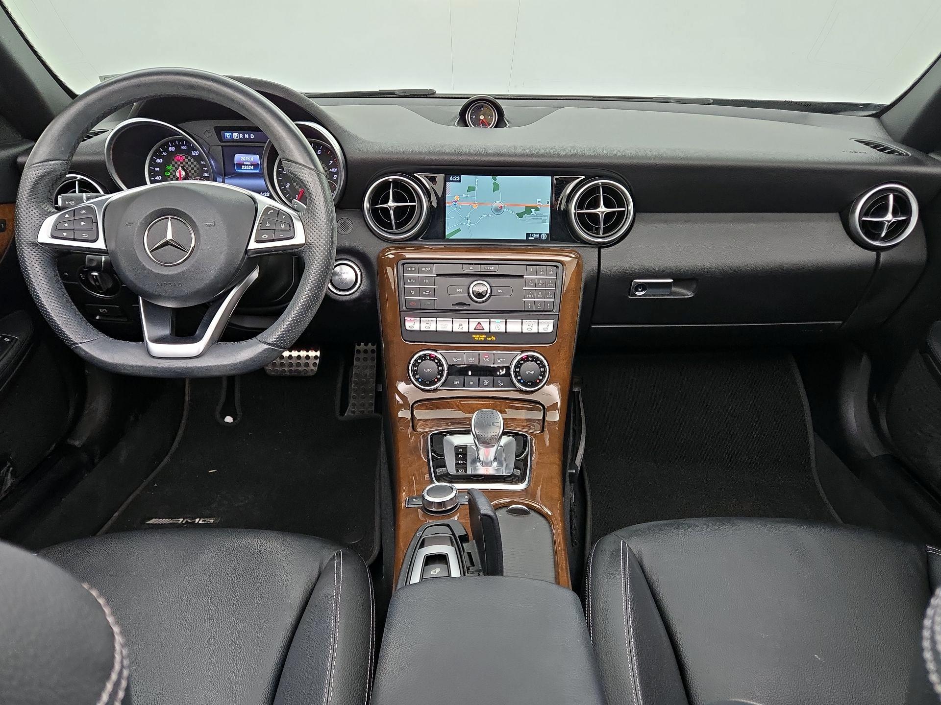 Thumbnail: 2017 Mercedes-Benz SLC - 9