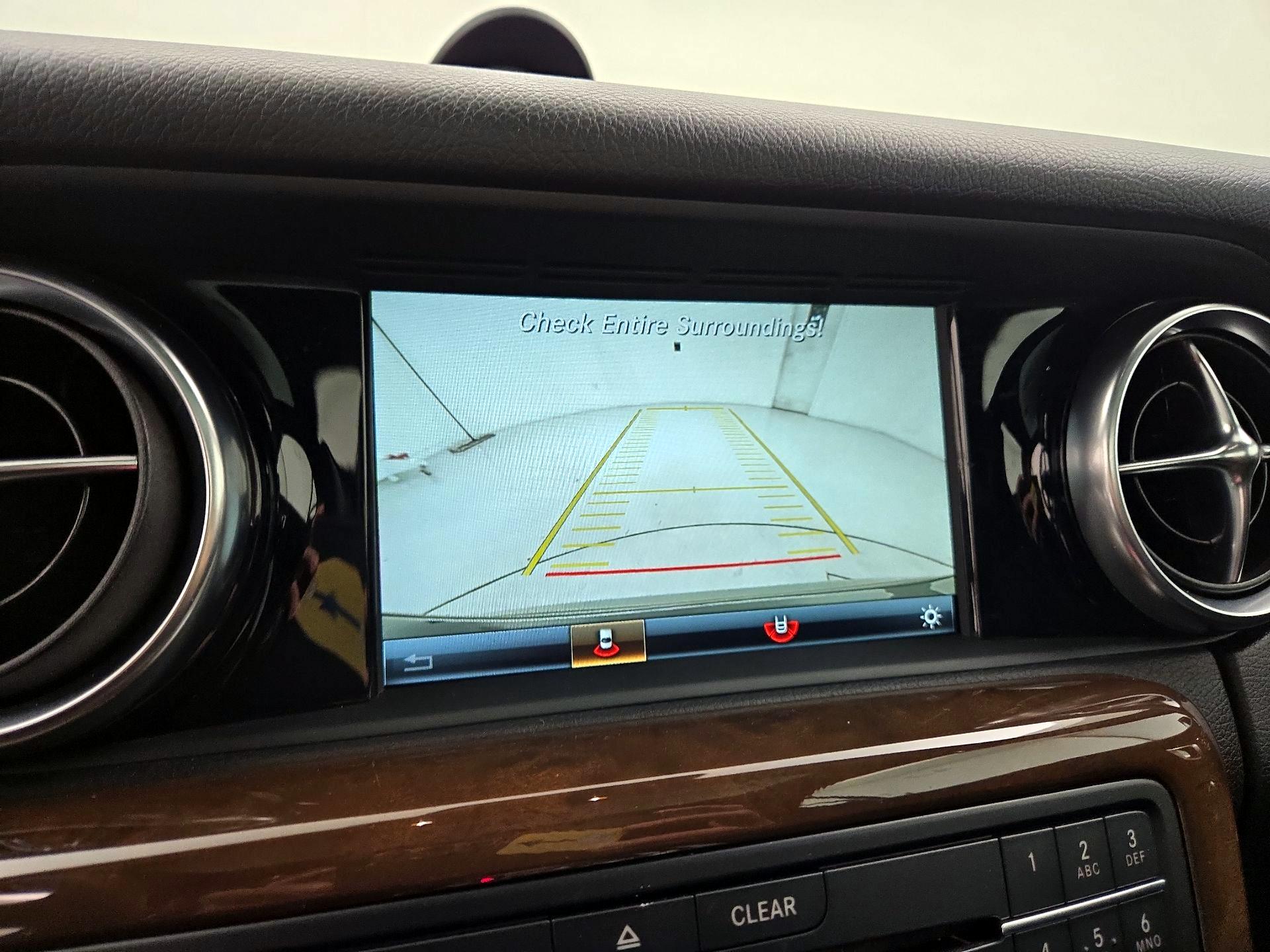 Thumbnail: 2017 Mercedes-Benz SLC - 15