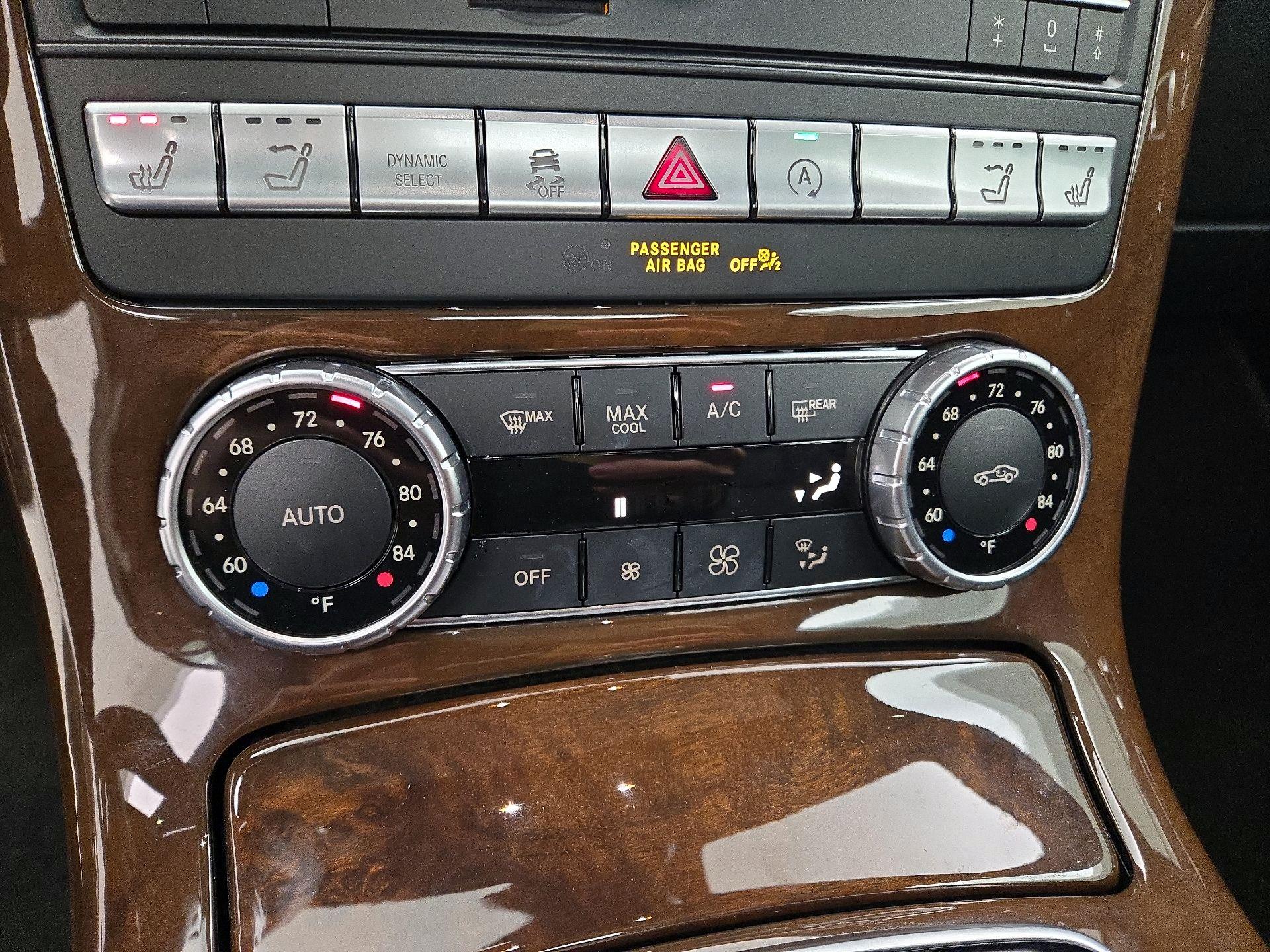 Thumbnail: 2017 Mercedes-Benz SLC - 17