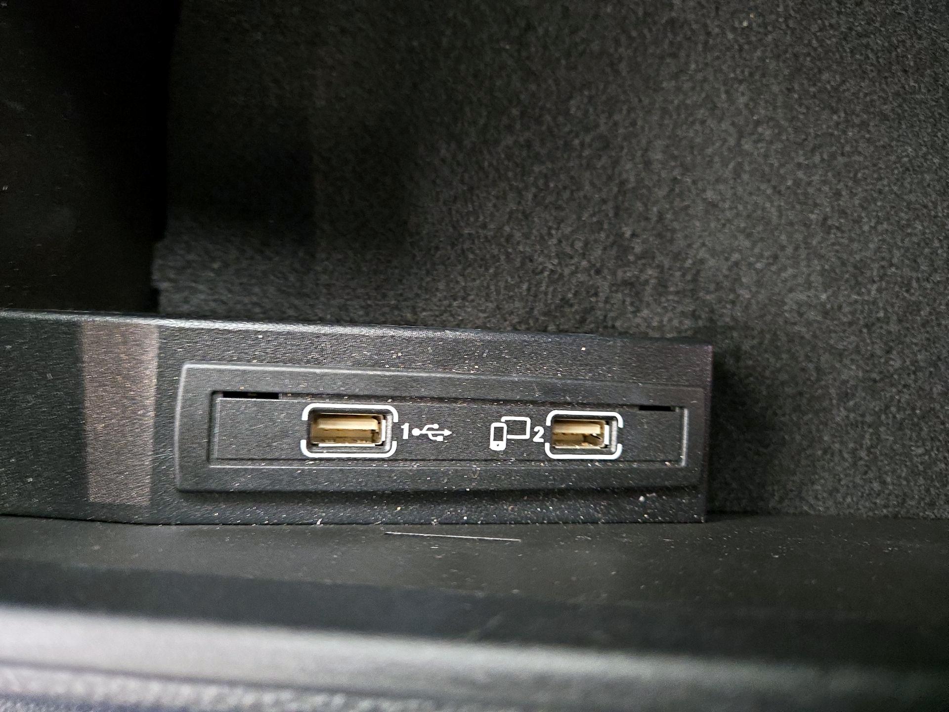 Thumbnail: 2017 Mercedes-Benz SLC - 19