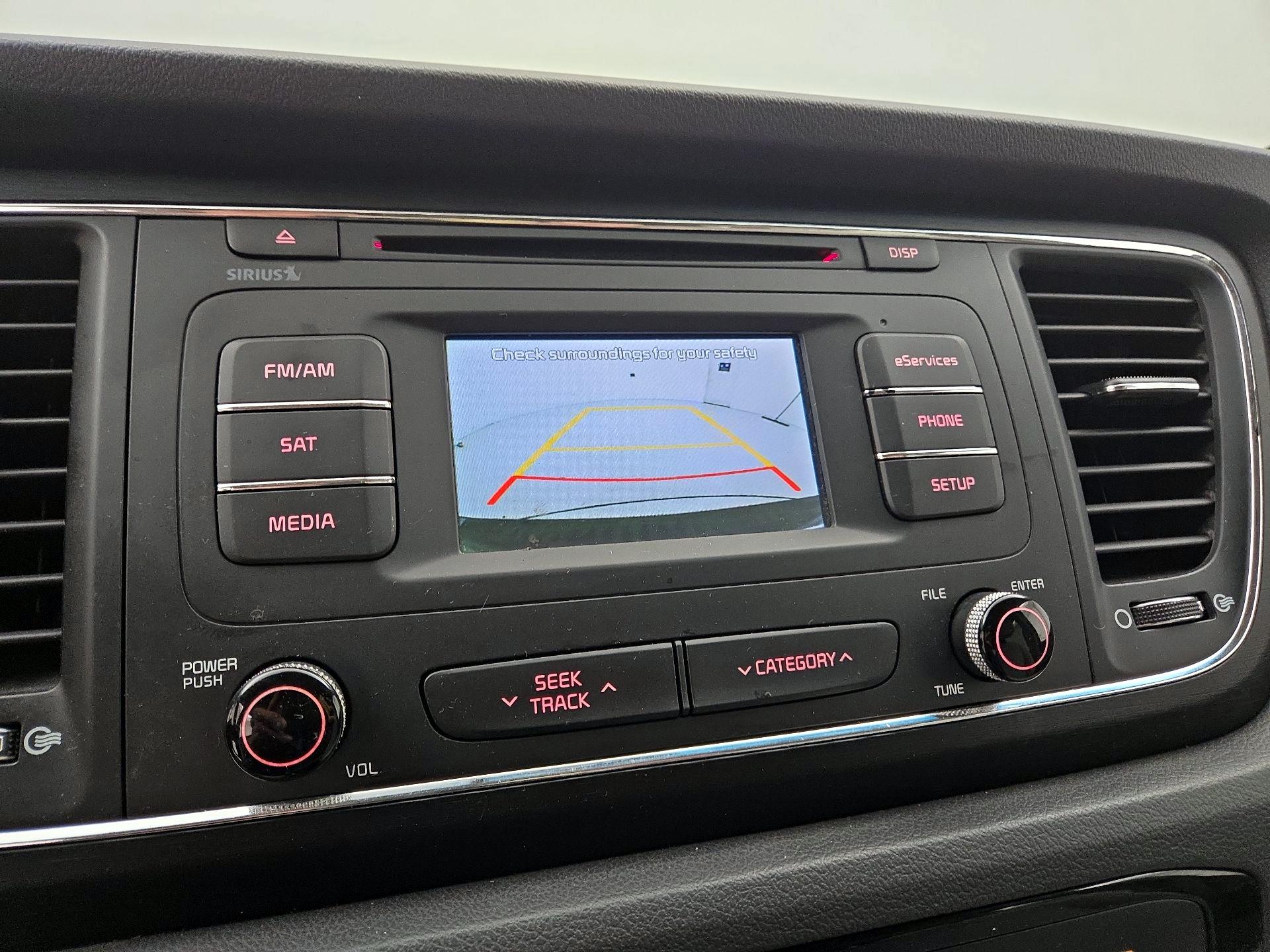 Thumbnail: 2016 Kia Sedona - 14