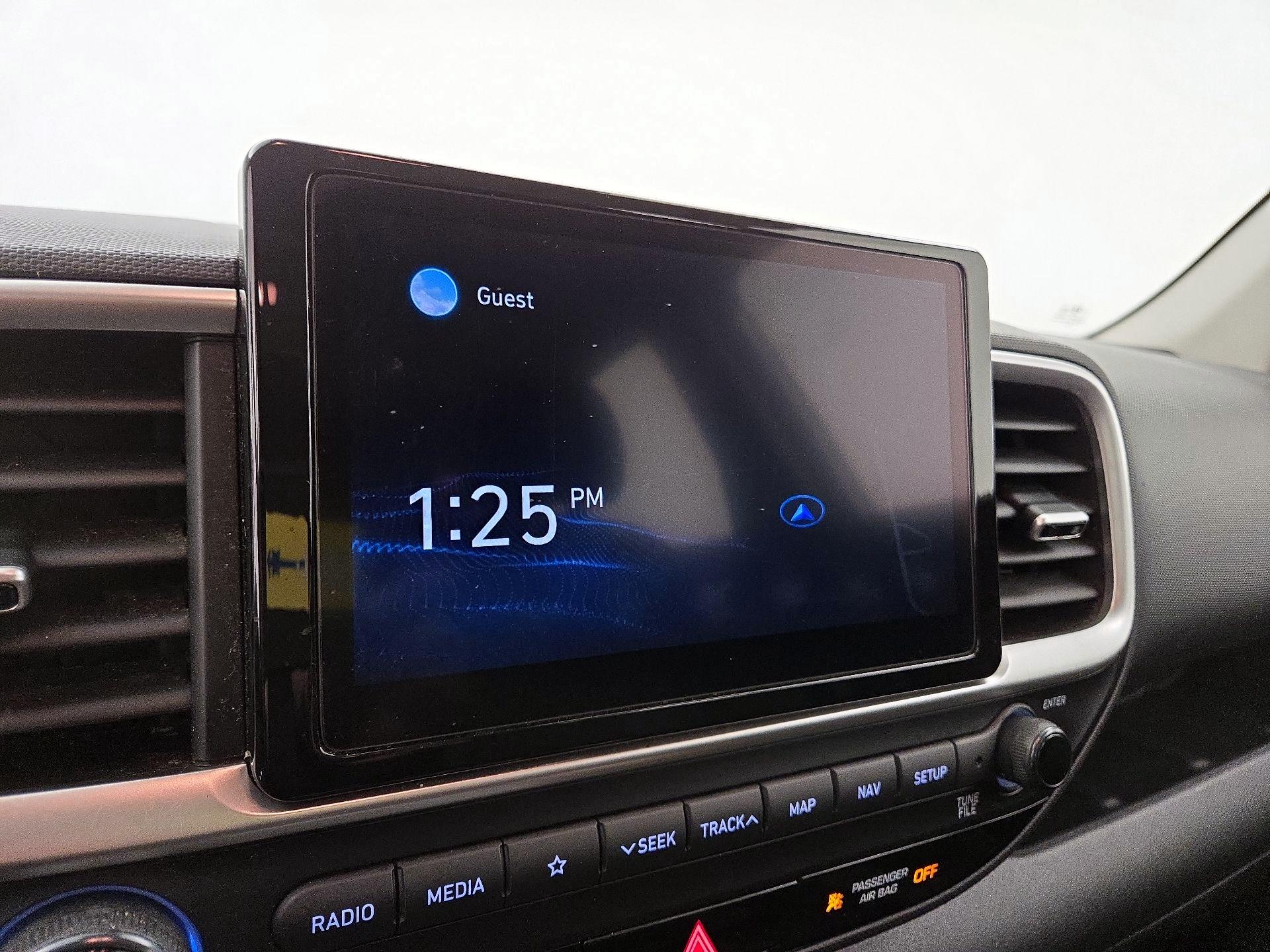 Thumbnail: 2021 Hyundai Venue - 15