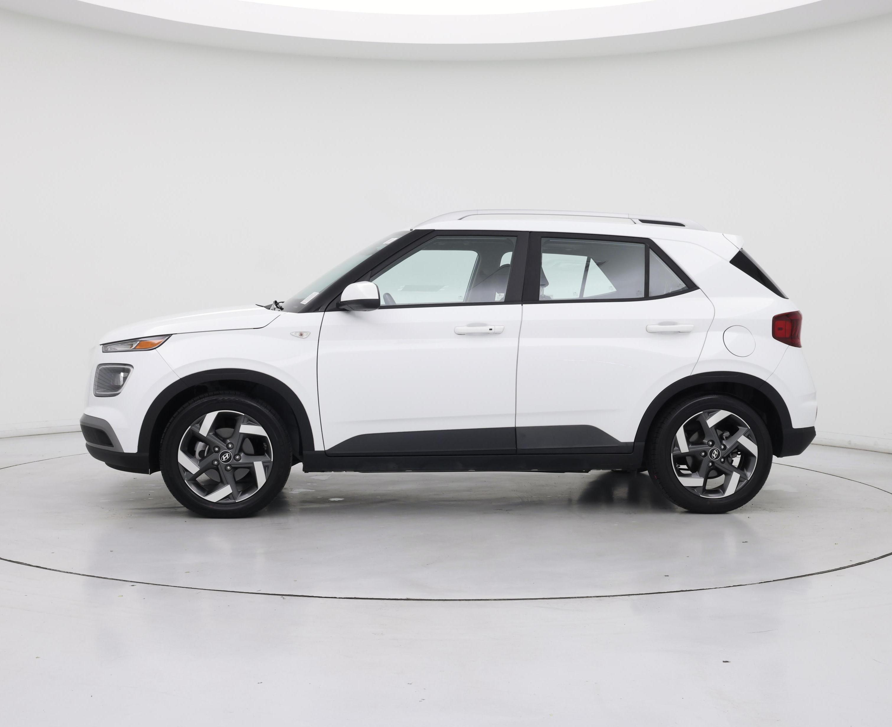 Thumbnail: 2021 Hyundai Venue - 3