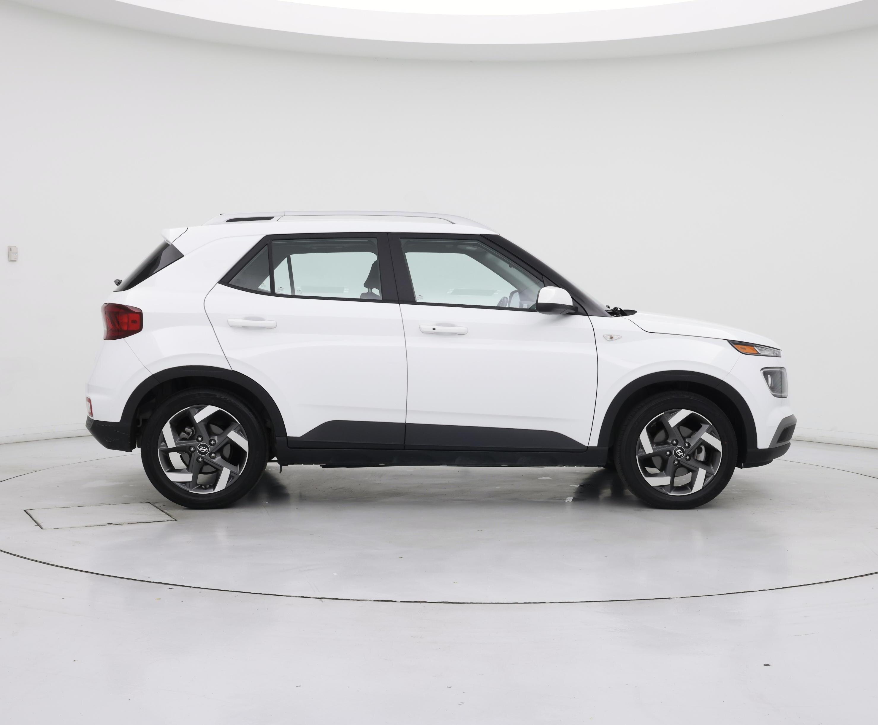 Thumbnail: 2021 Hyundai Venue - 7