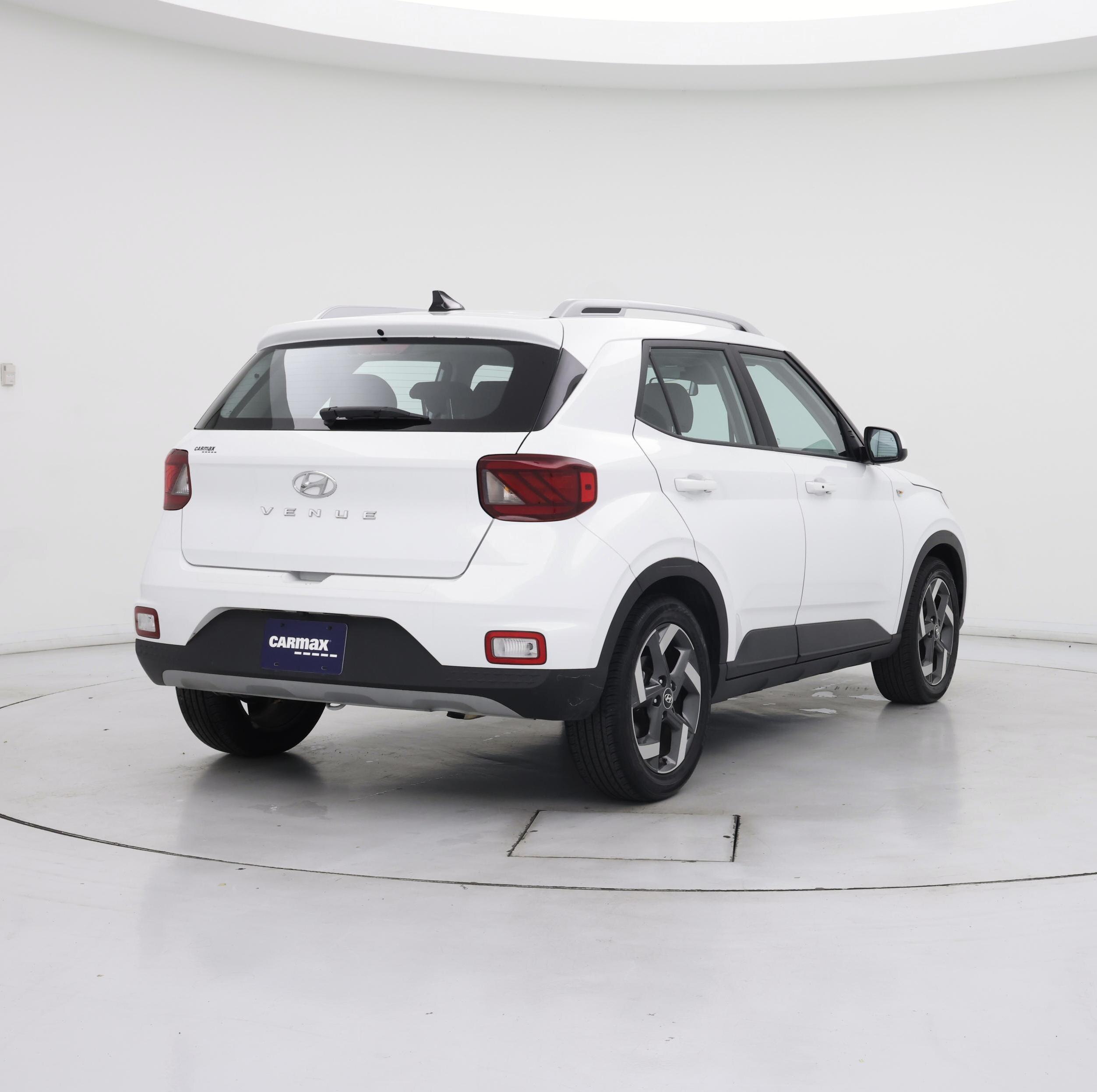 Thumbnail: 2021 Hyundai Venue - 8