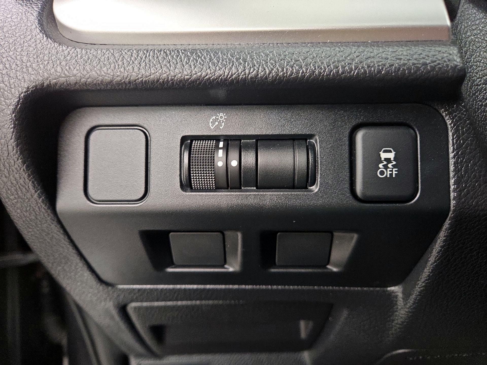 Thumbnail: 2016 Subaru Impreza - 13