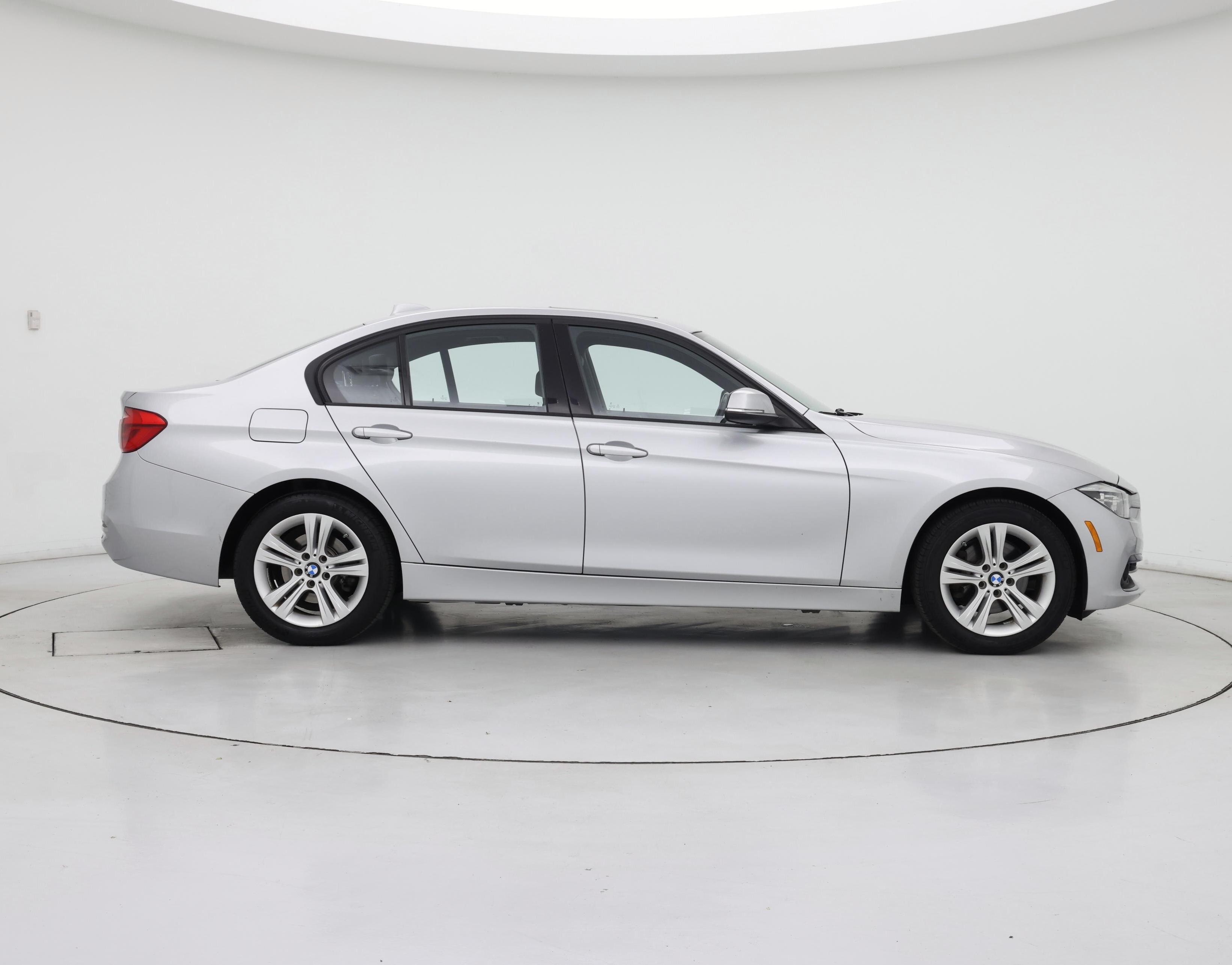 Thumbnail: 2016 BMW 3 Series - 7