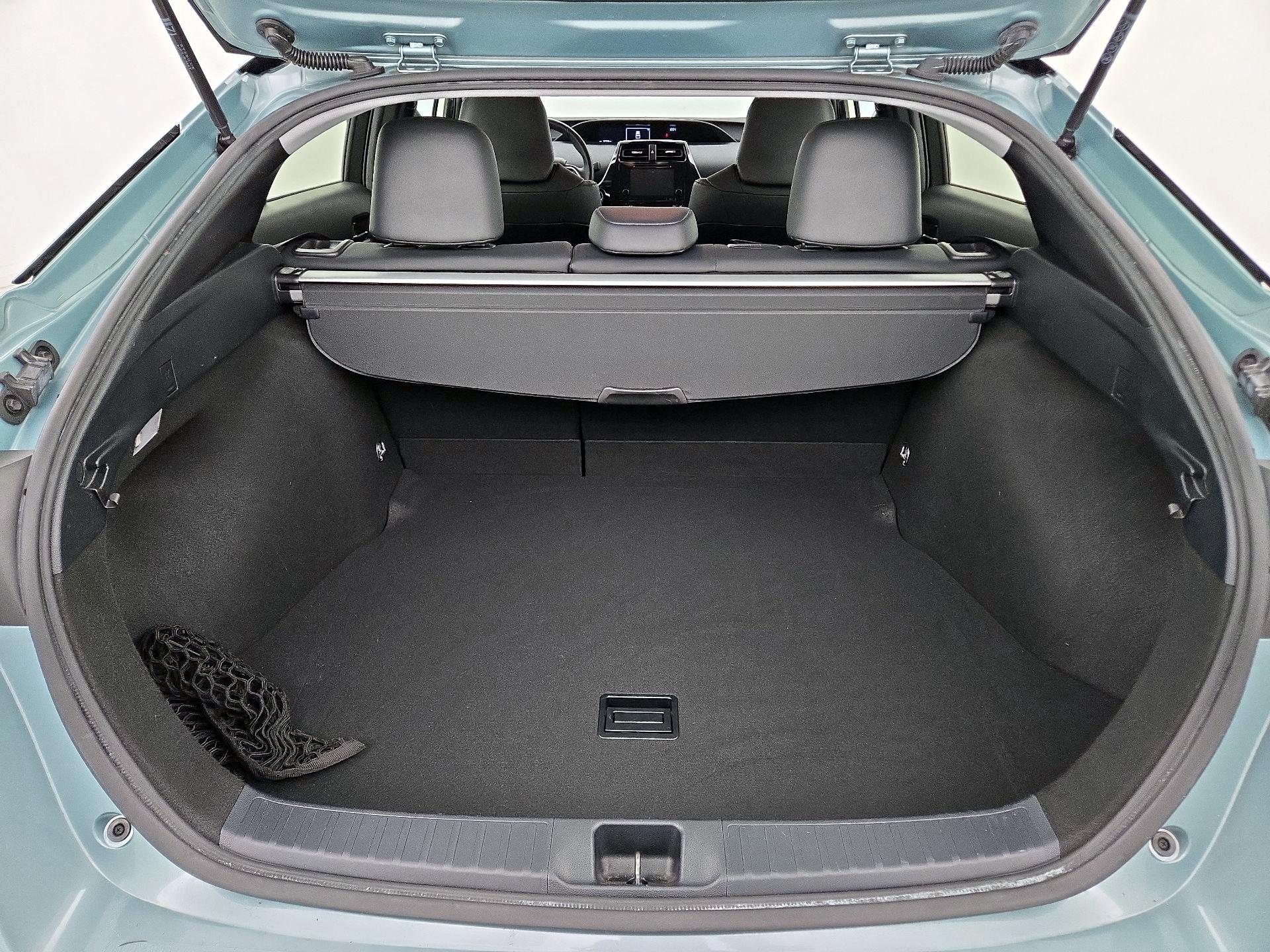 Thumbnail: 2017 Toyota Prius - 19