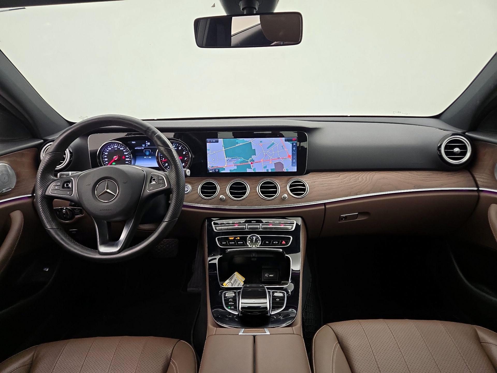 Thumbnail: 2017 Mercedes-Benz E-Class - 9