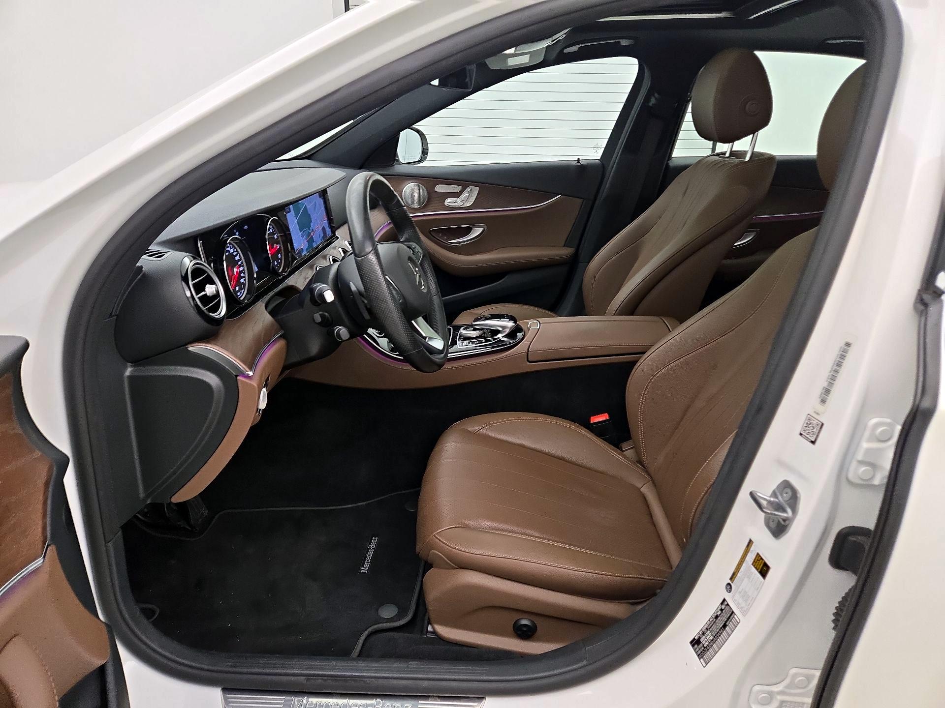 Thumbnail: 2017 Mercedes-Benz E-Class - 11