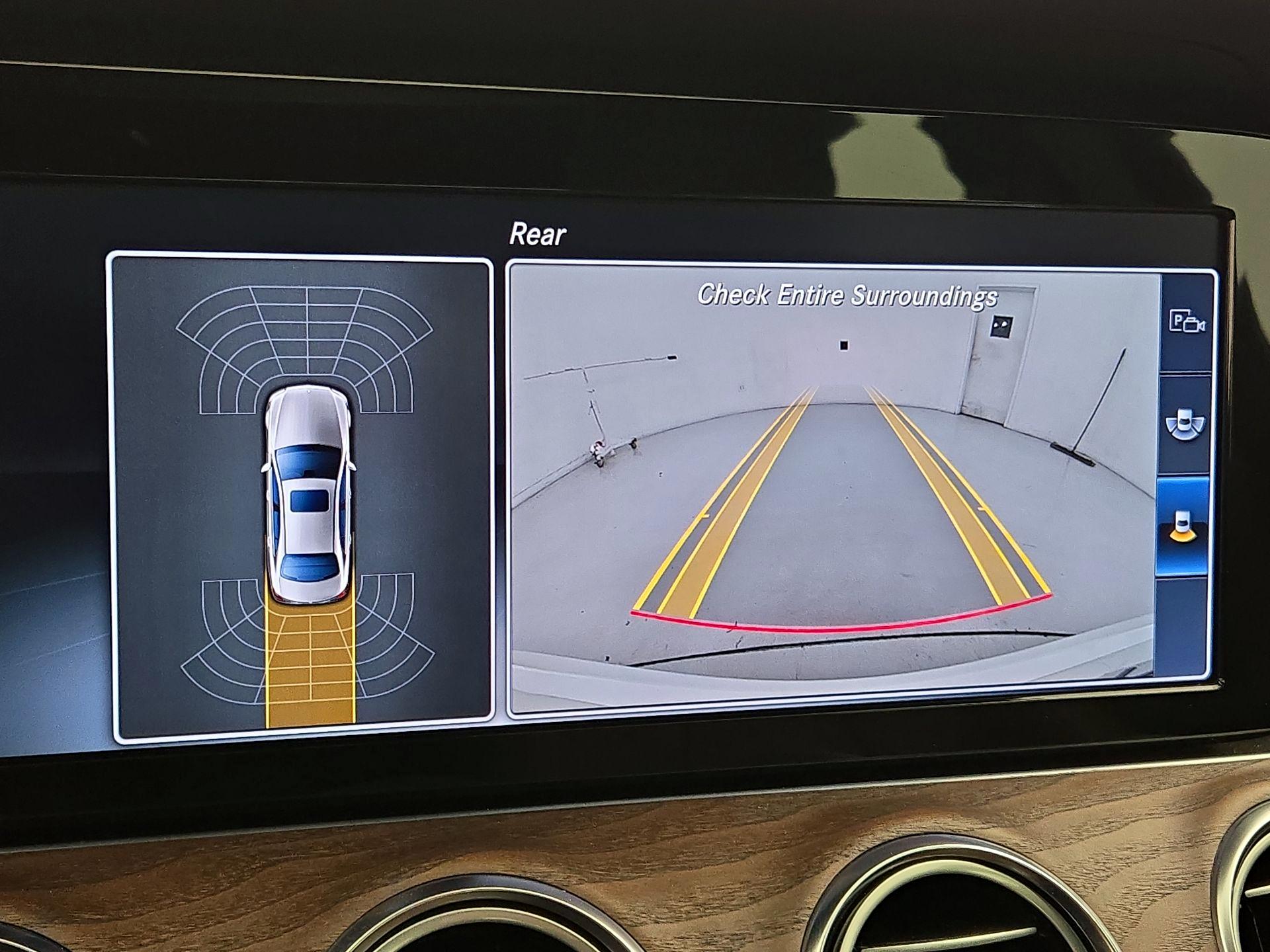 Thumbnail: 2017 Mercedes-Benz E-Class - 15