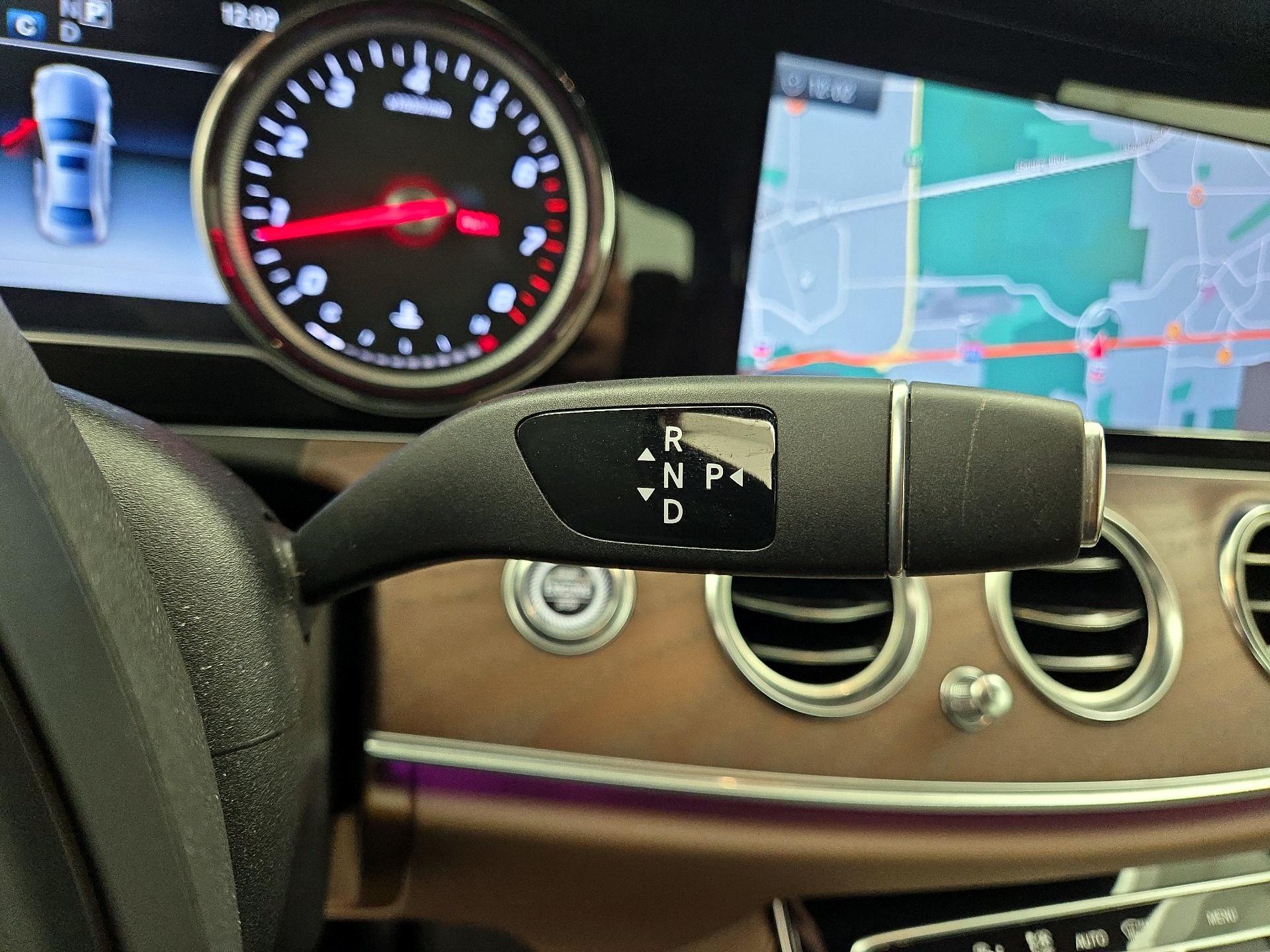 Thumbnail: 2017 Mercedes-Benz E-Class - 18