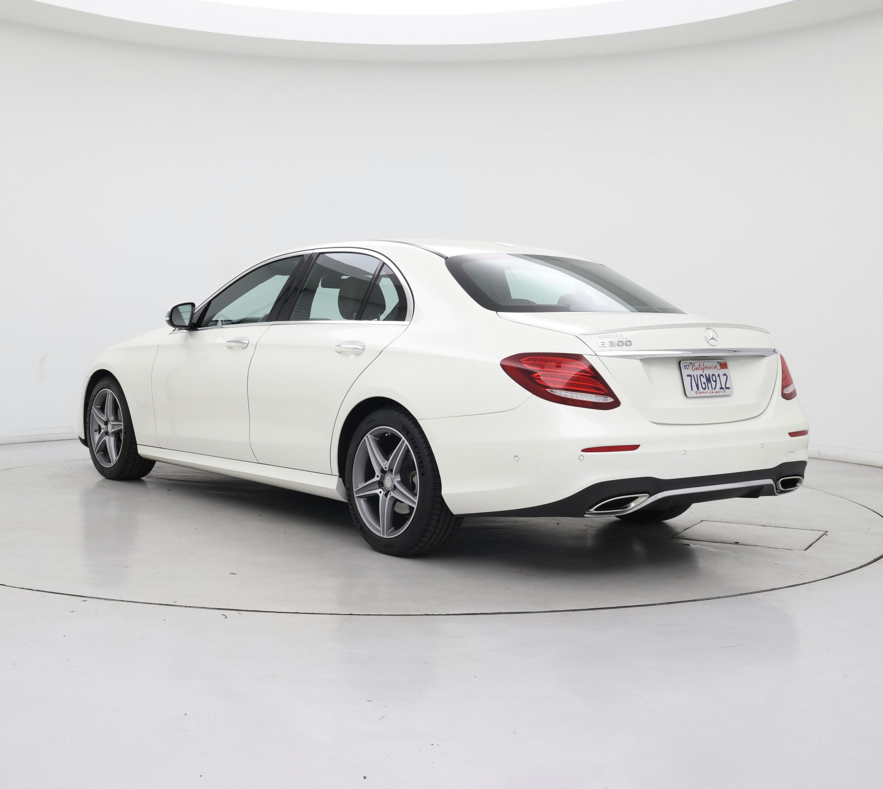 Thumbnail: 2017 Mercedes-Benz E-Class - 2