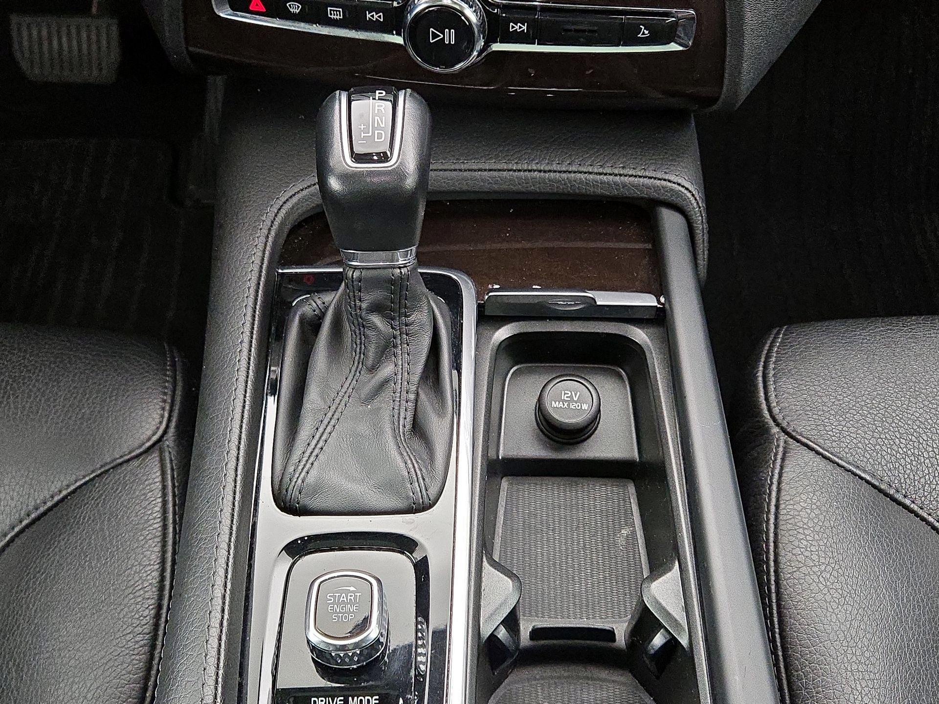 Thumbnail: 2019 Volvo XC90 - 17