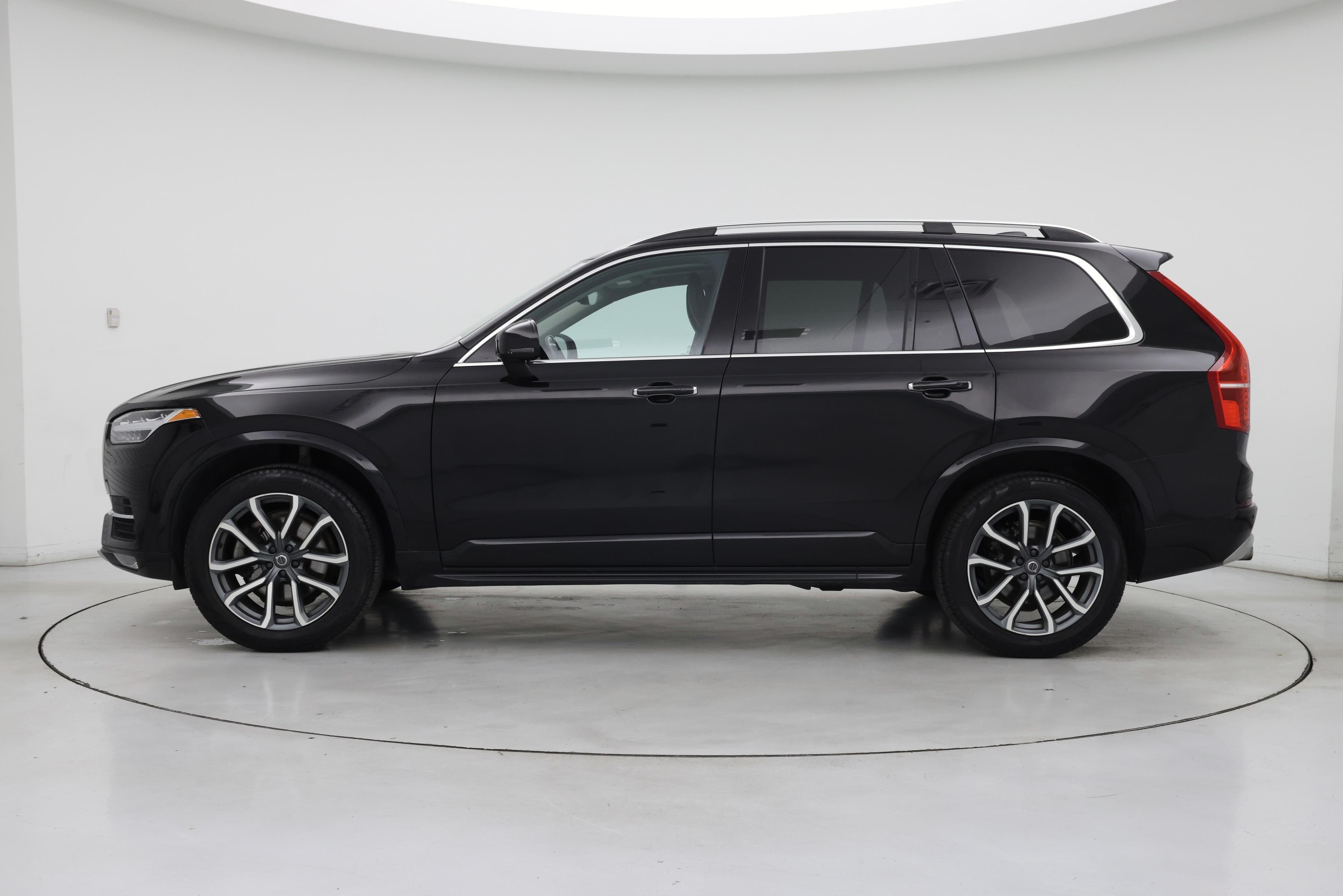 Thumbnail: 2019 Volvo XC90 - 3