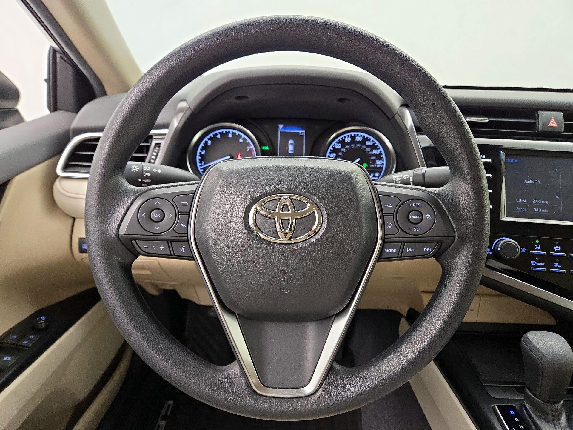Thumbnail: 2018 Toyota Camry - 10