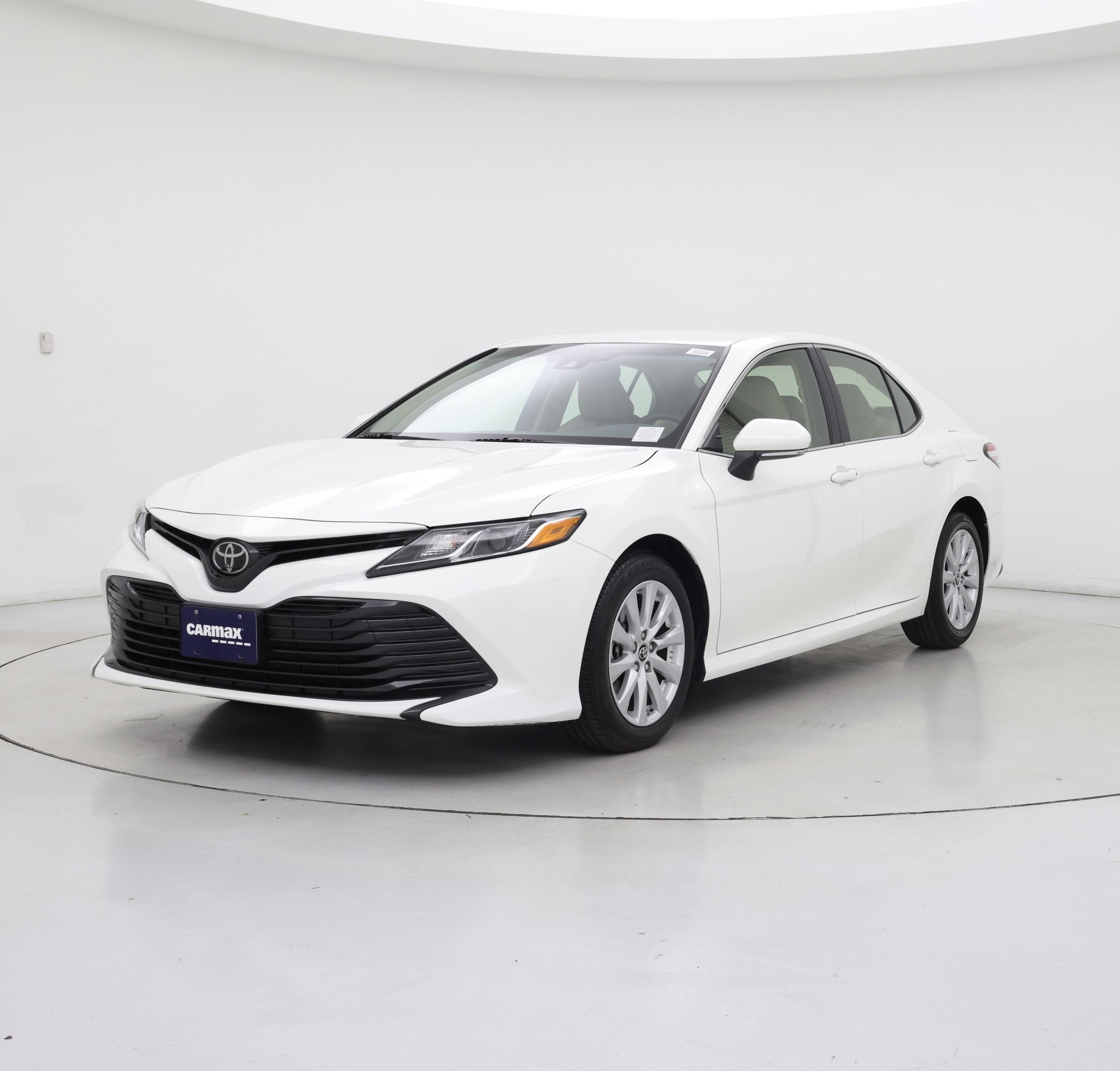 Thumbnail: 2018 Toyota Camry - 4