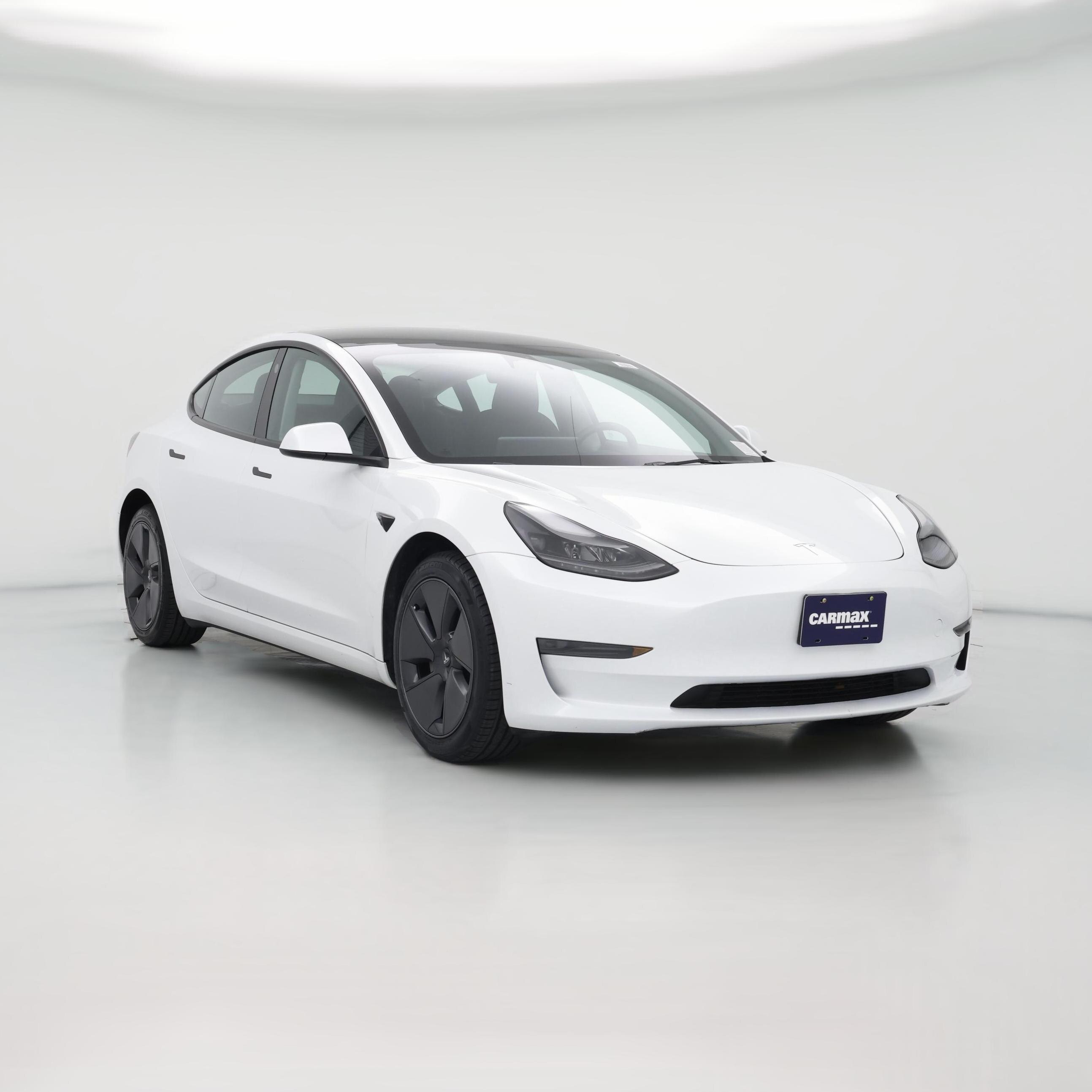 Thumbnail: 2023 Tesla Model 3 - 1