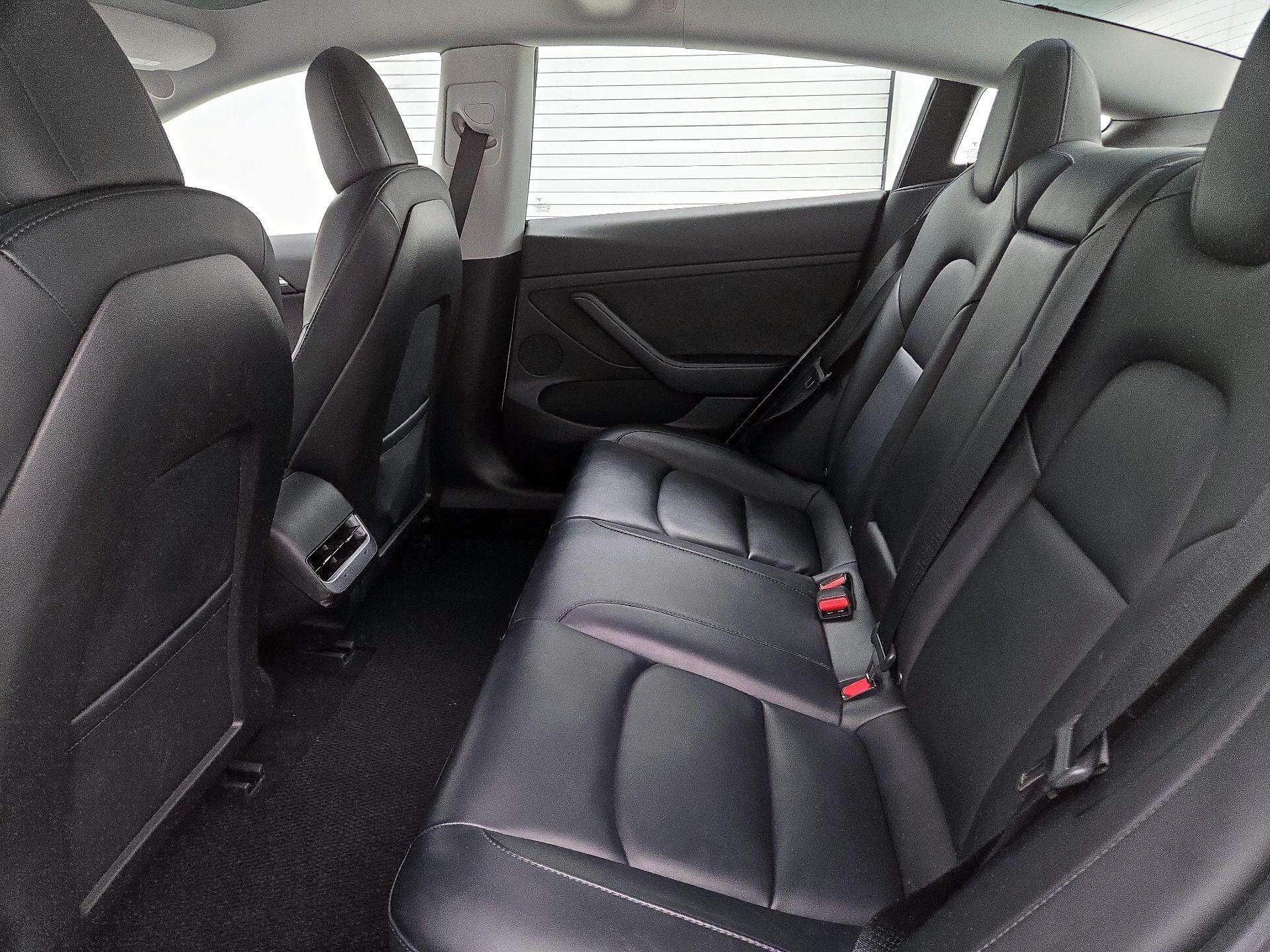 Thumbnail: 2023 Tesla Model 3 - 20