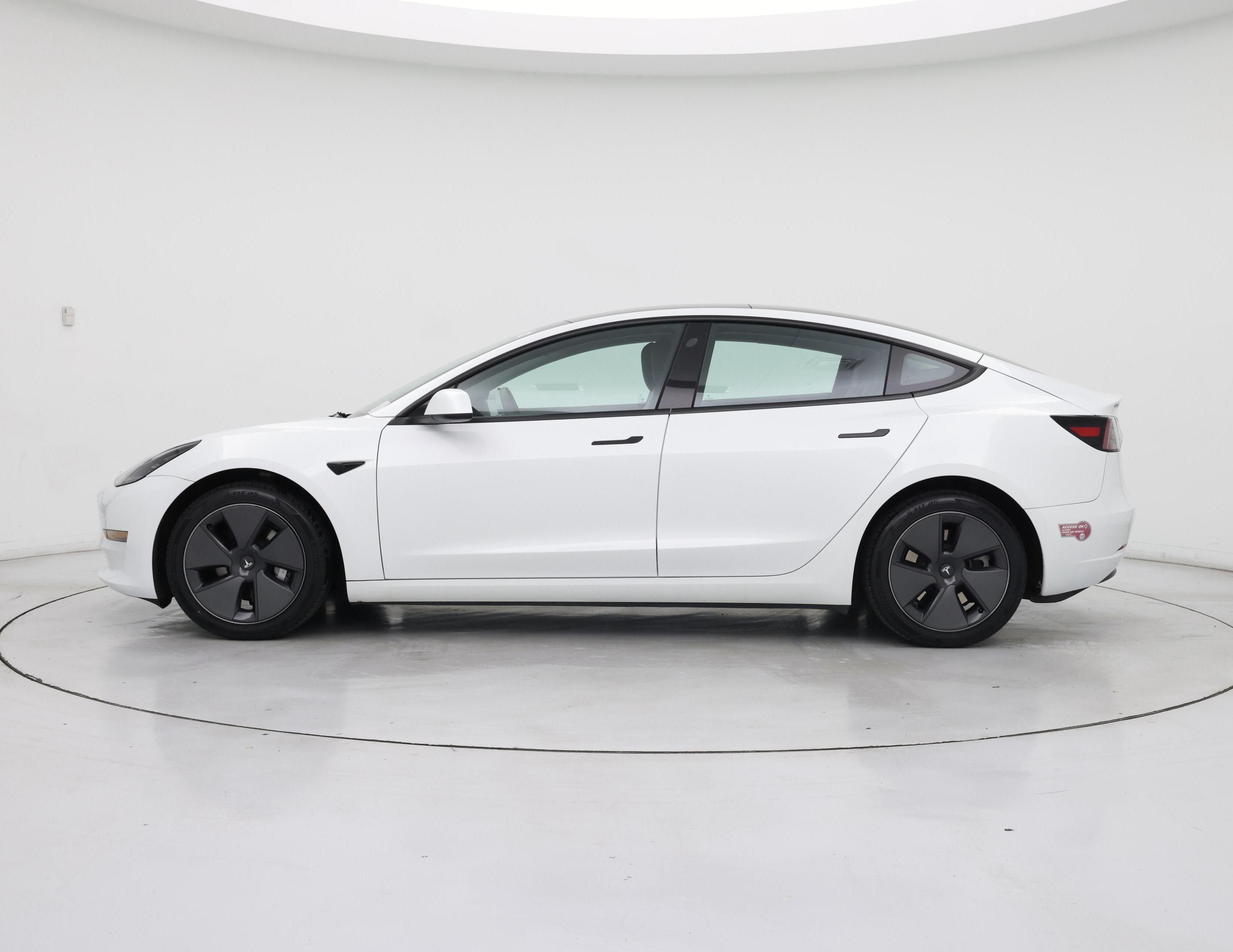 Thumbnail: 2023 Tesla Model 3 - 3