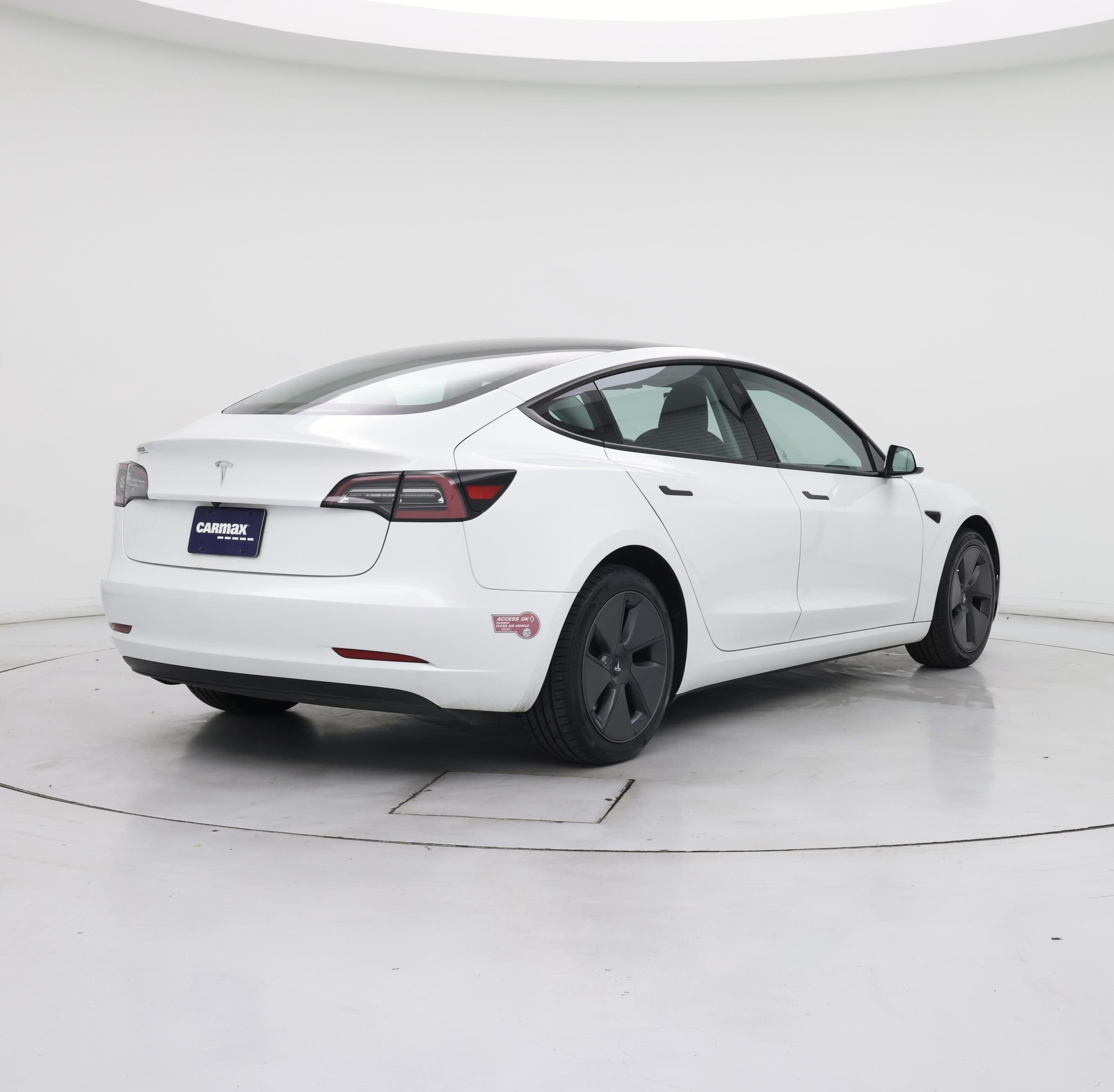 Thumbnail: 2023 Tesla Model 3 - 8