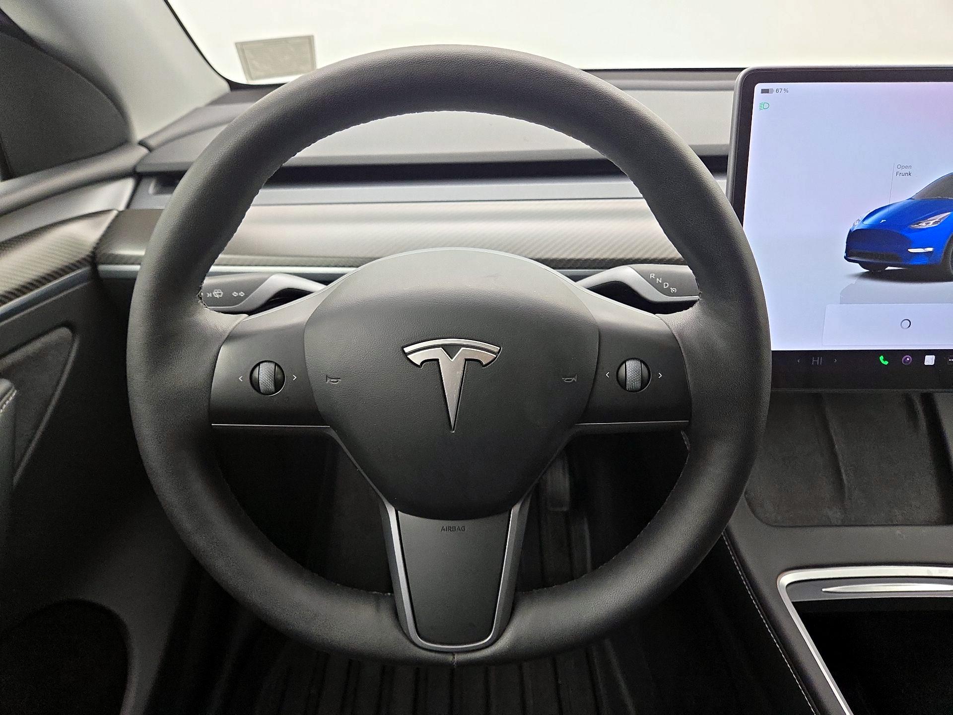 Thumbnail: 2023 Tesla Model Y - 10