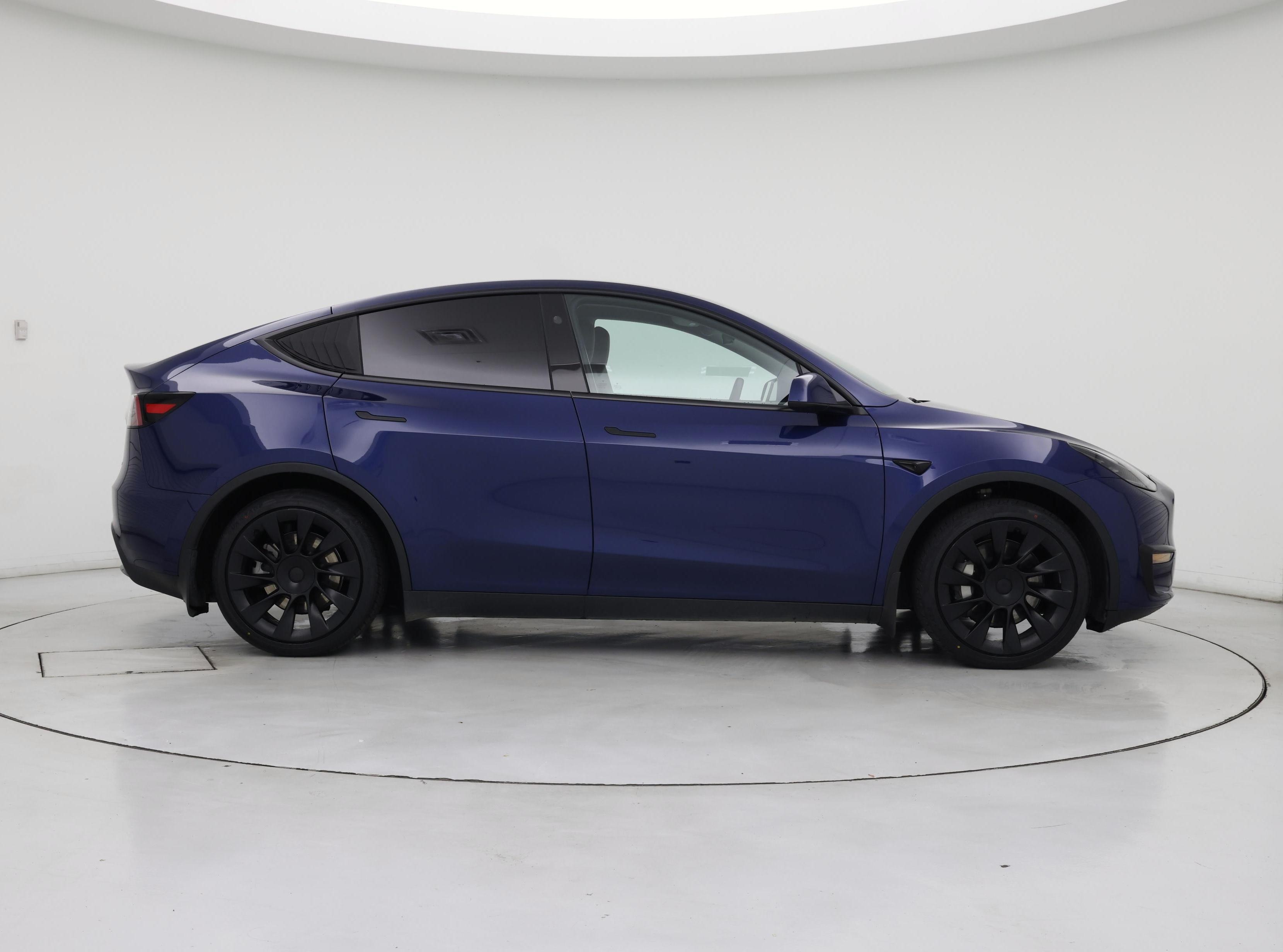 Thumbnail: 2023 Tesla Model Y - 7