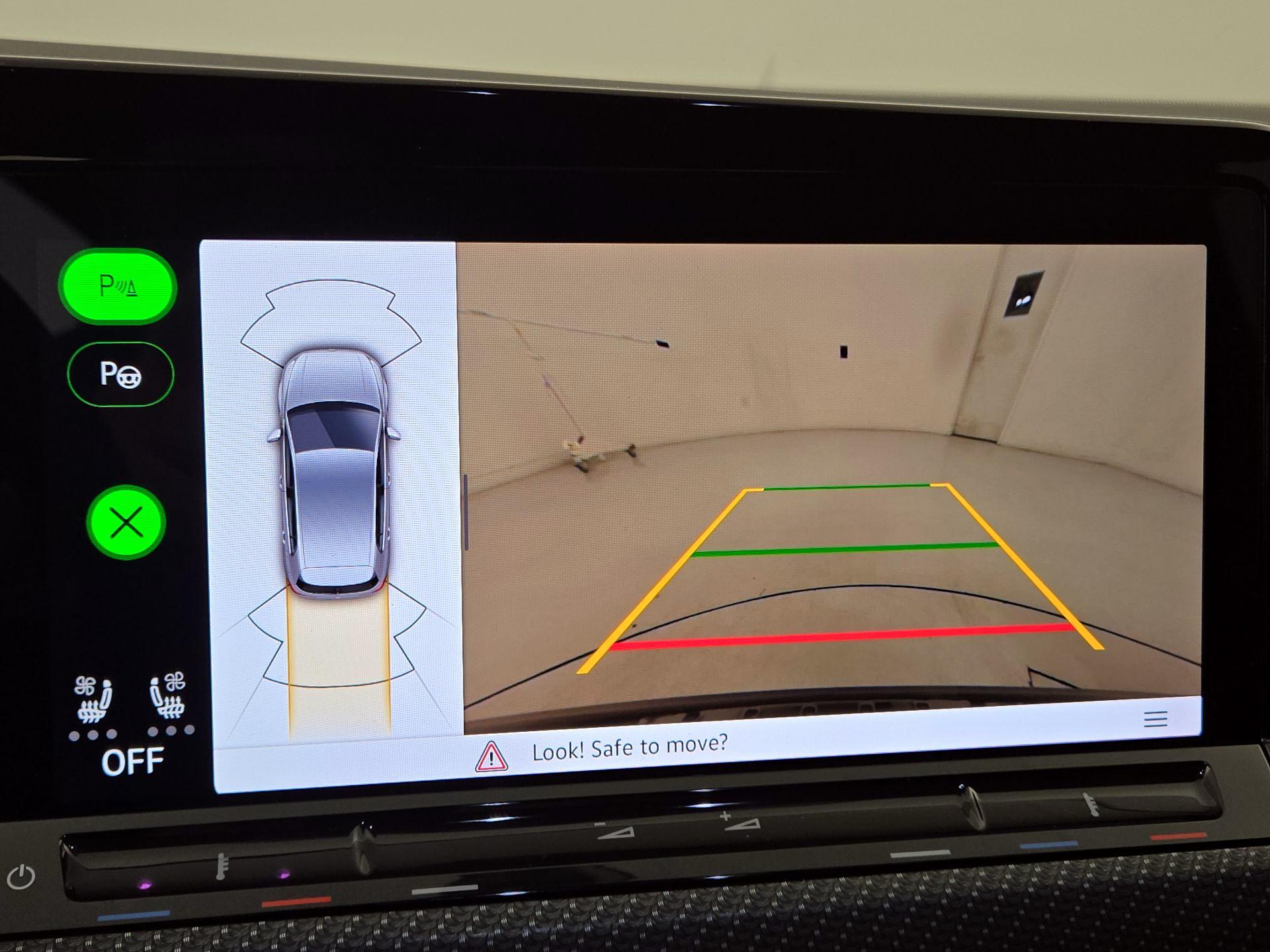 Thumbnail: 2024 Volkswagen Golf - 15