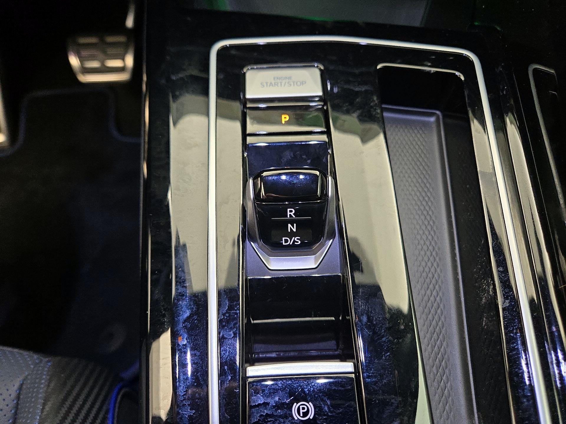 Thumbnail: 2024 Volkswagen Golf - 18