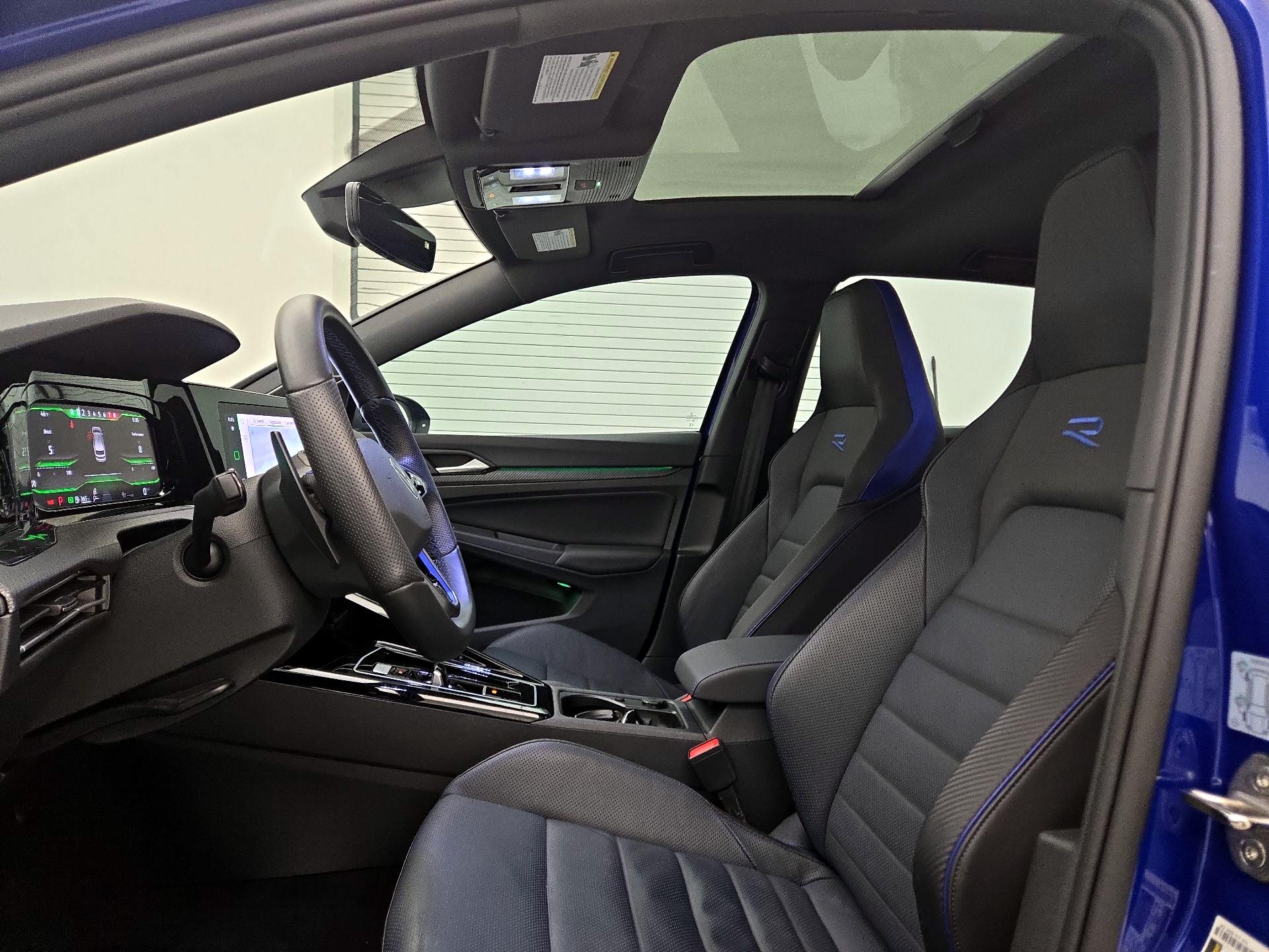 Thumbnail: 2024 Volkswagen Golf - 20