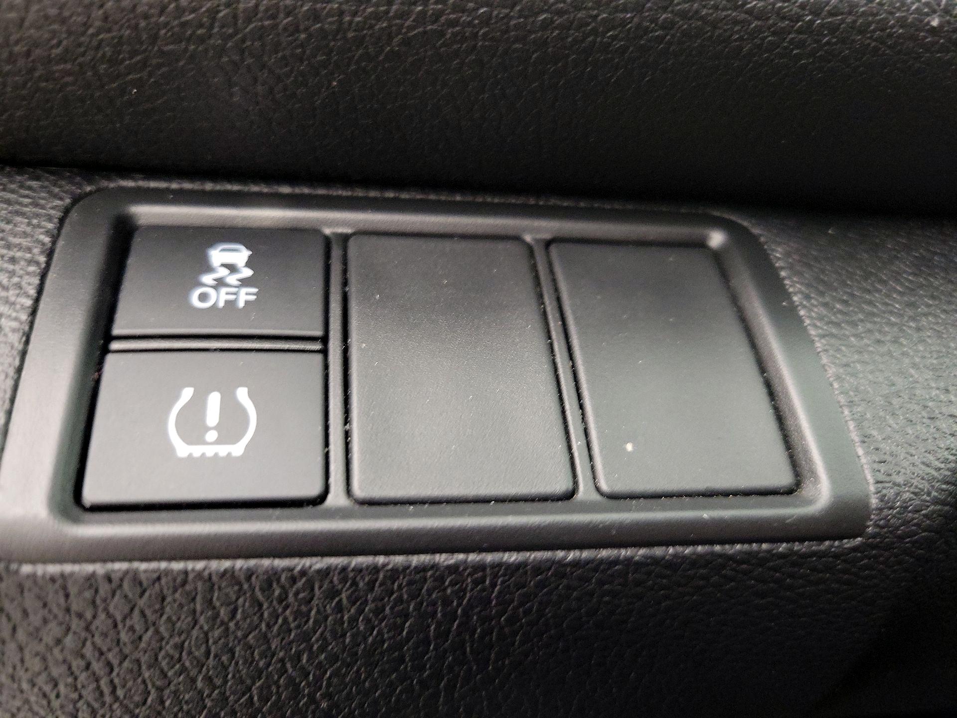 Thumbnail: 2017 Honda Civic - 13