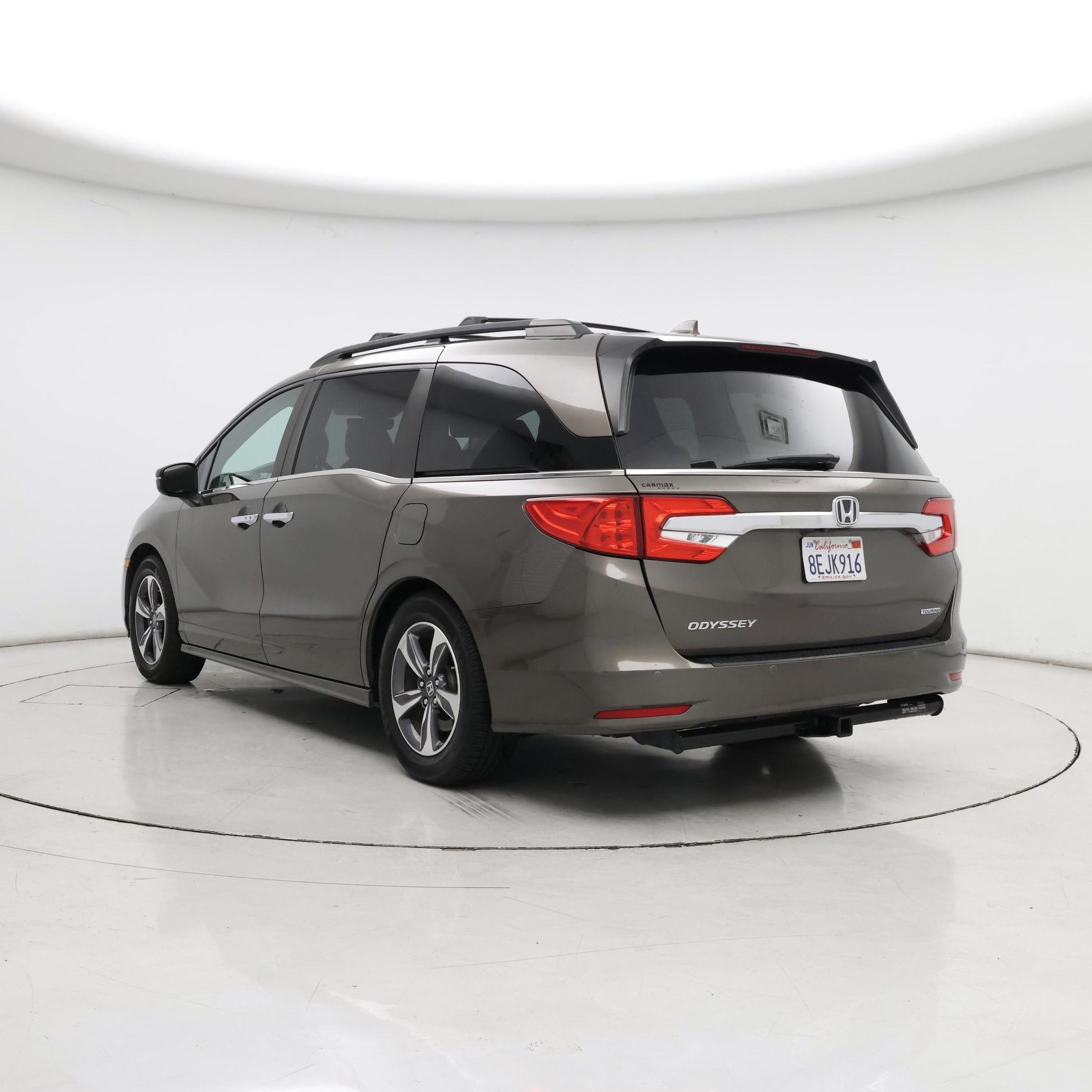 Thumbnail: 2019 Honda Odyssey - 2