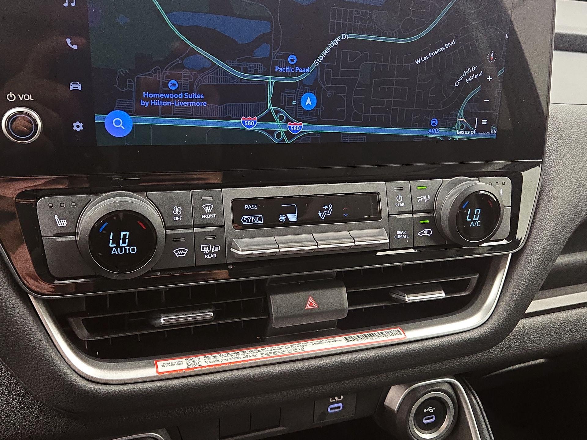 Thumbnail: 2025 Toyota Highlander - 17