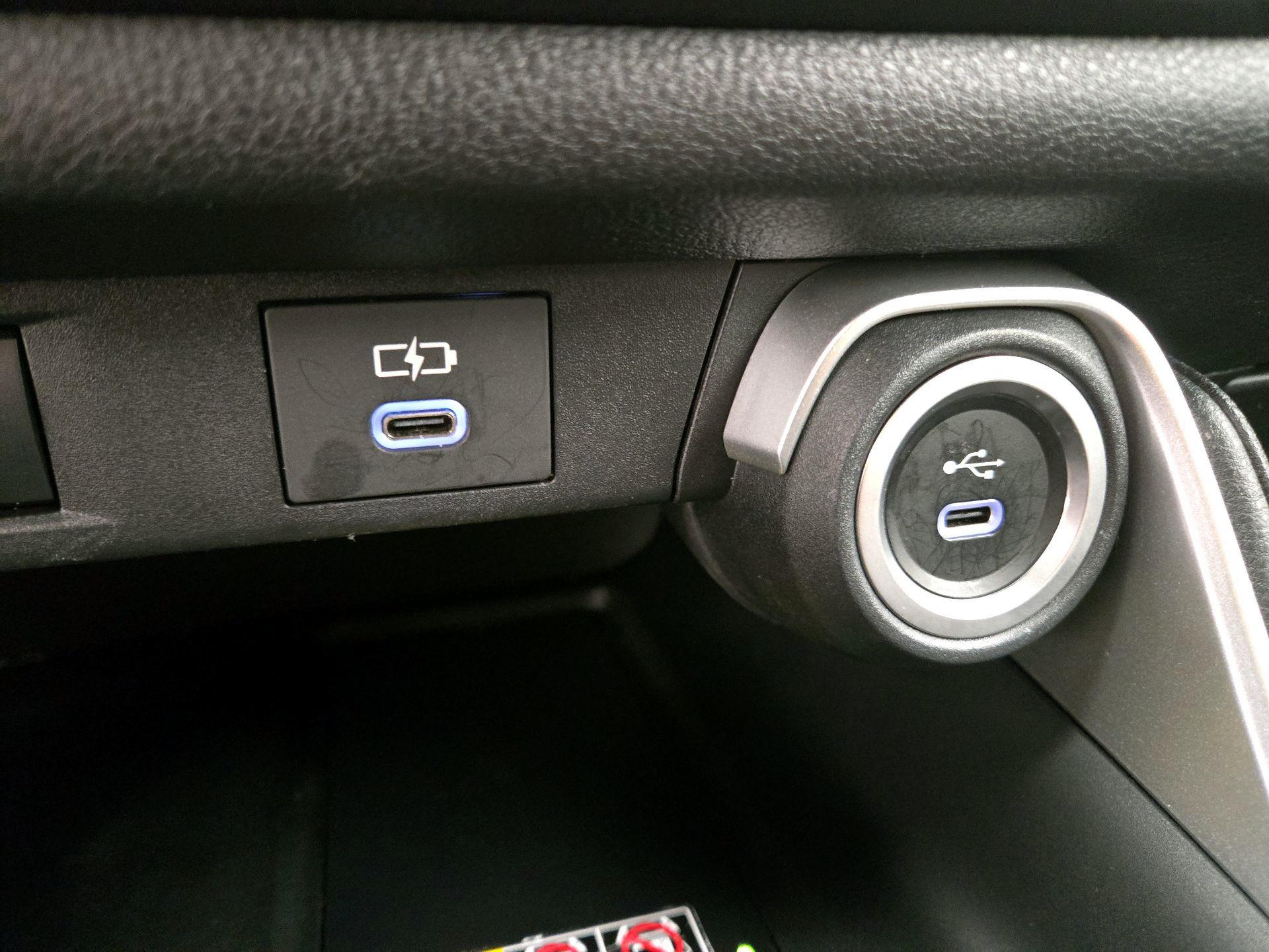 Thumbnail: 2025 Toyota Highlander - 19