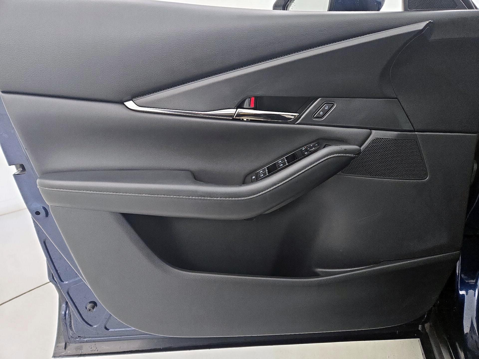 Thumbnail: 2022 Mazda CX-30 - 12