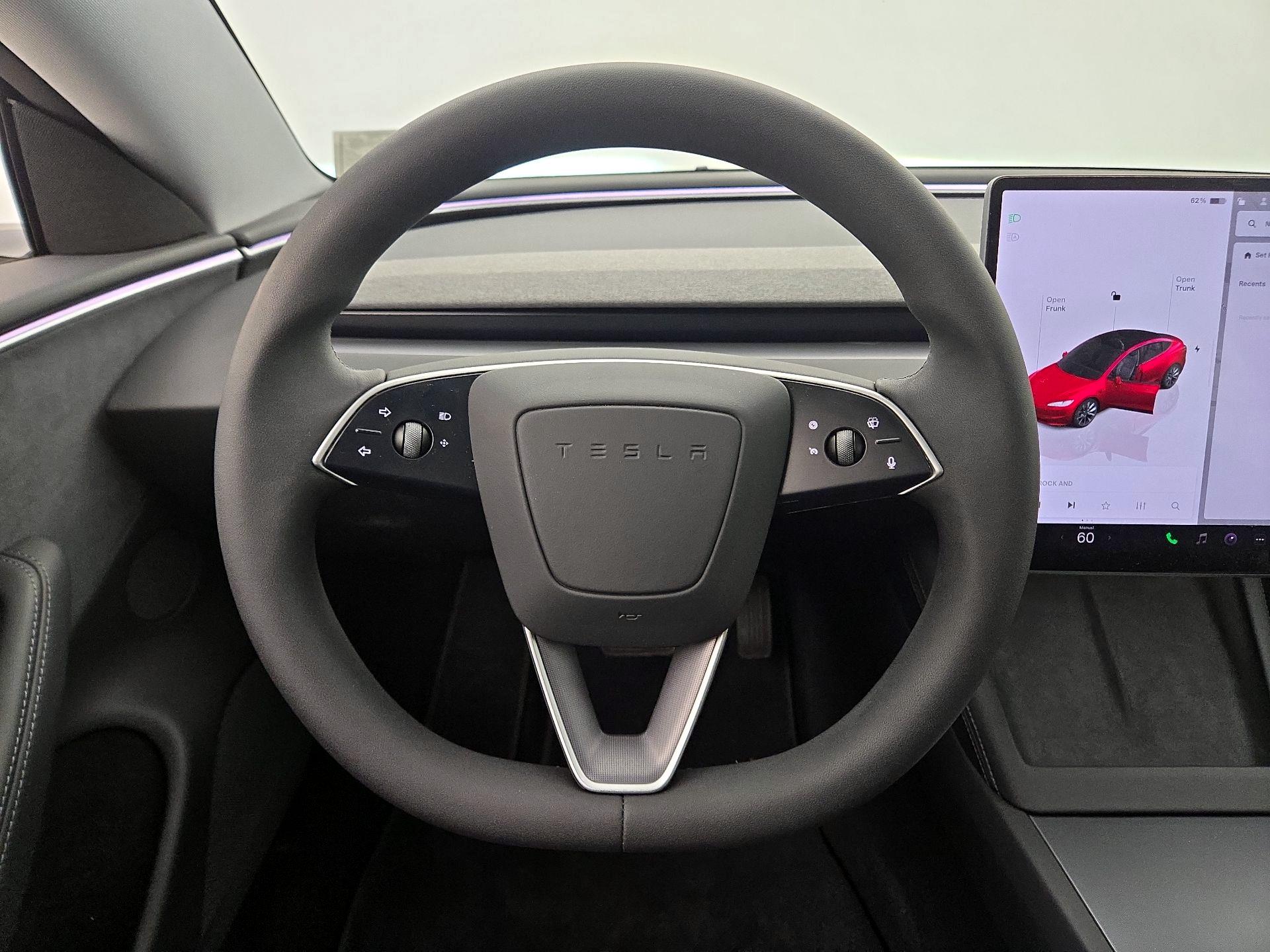 Thumbnail: 2024 Tesla Model 3 - 10