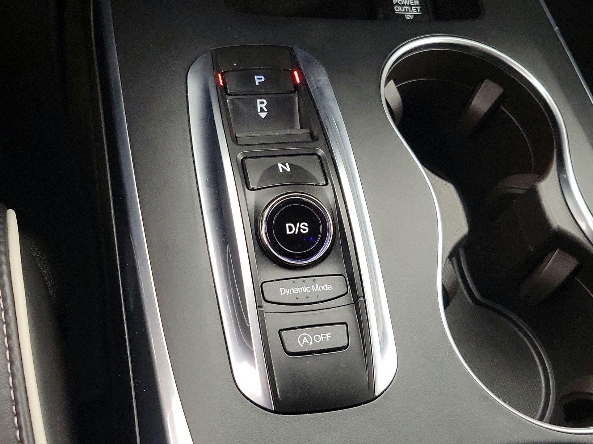 Thumbnail: 2017 Acura MDX - 18