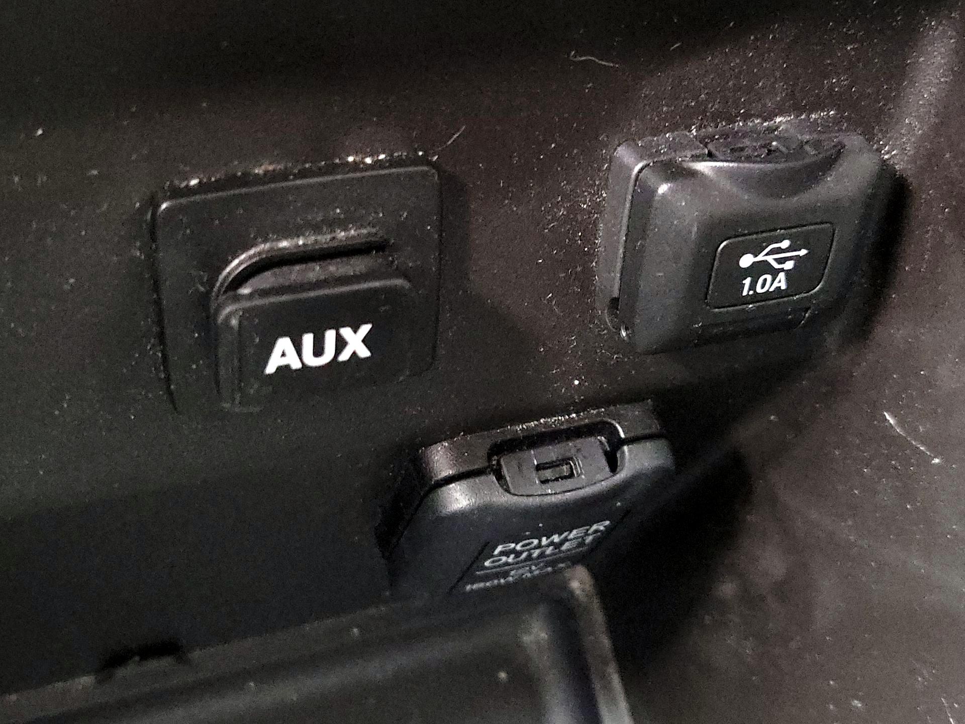 Thumbnail: 2017 Acura MDX - 19