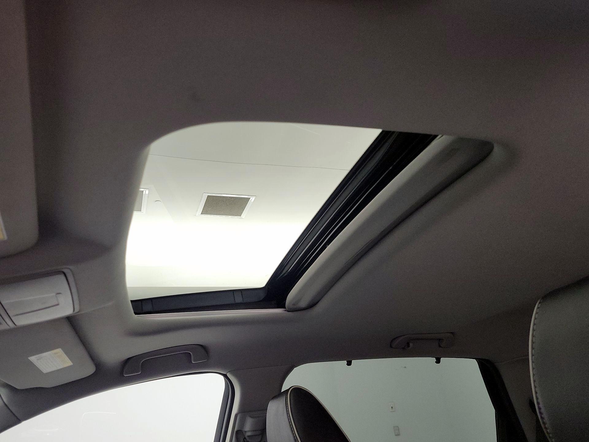 Thumbnail: 2017 Acura MDX - 20