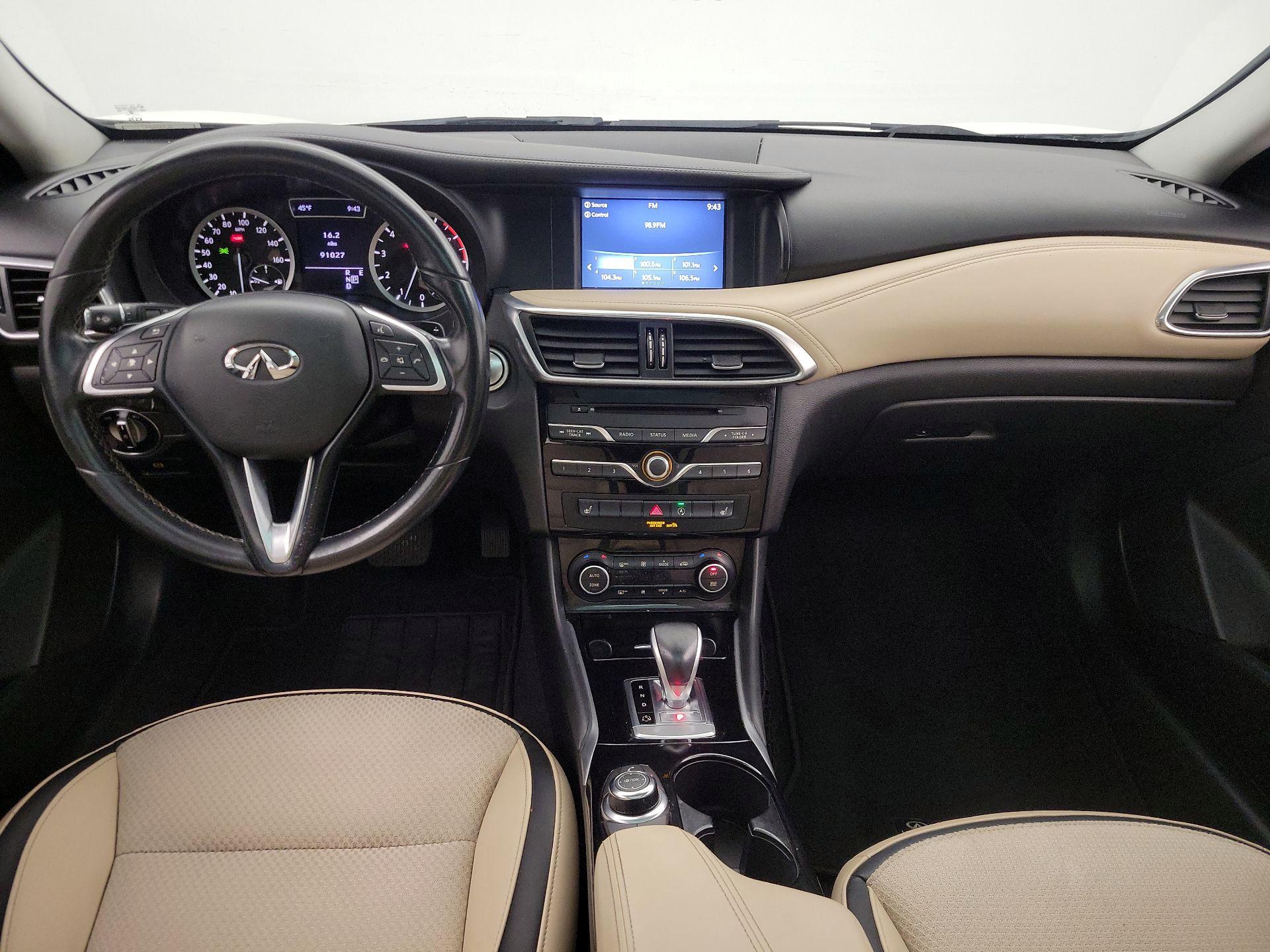 Thumbnail: 2018 INFINITI QX30 - 9