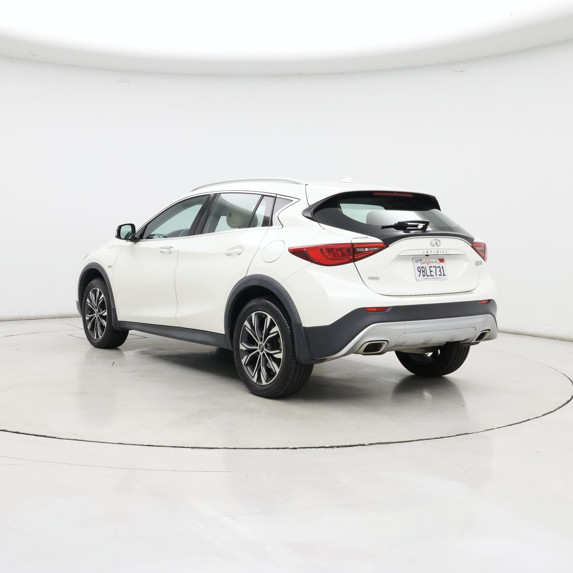 Thumbnail: 2018 INFINITI QX30 - 2