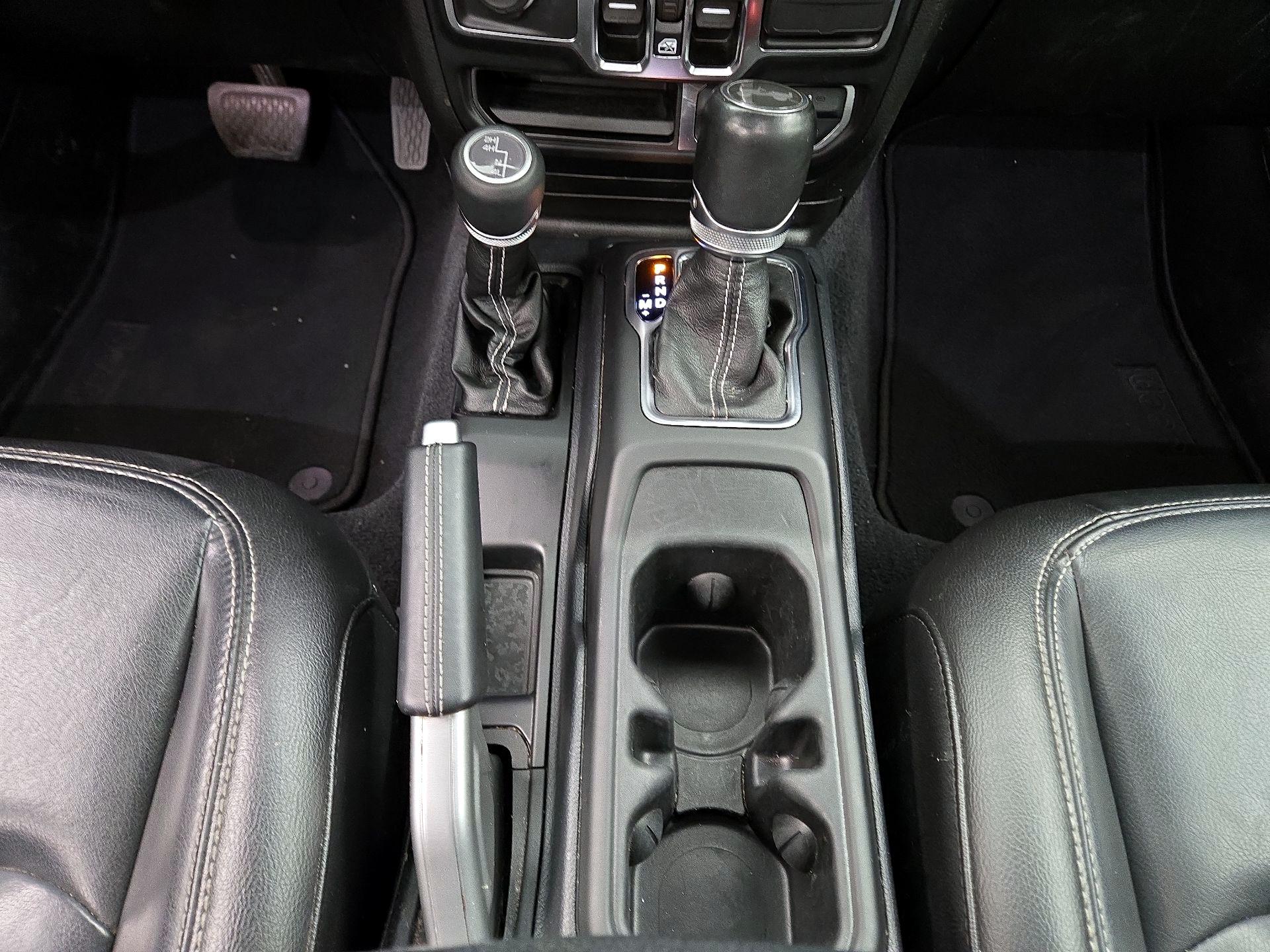 Thumbnail: 2021 Jeep Wrangler - 16