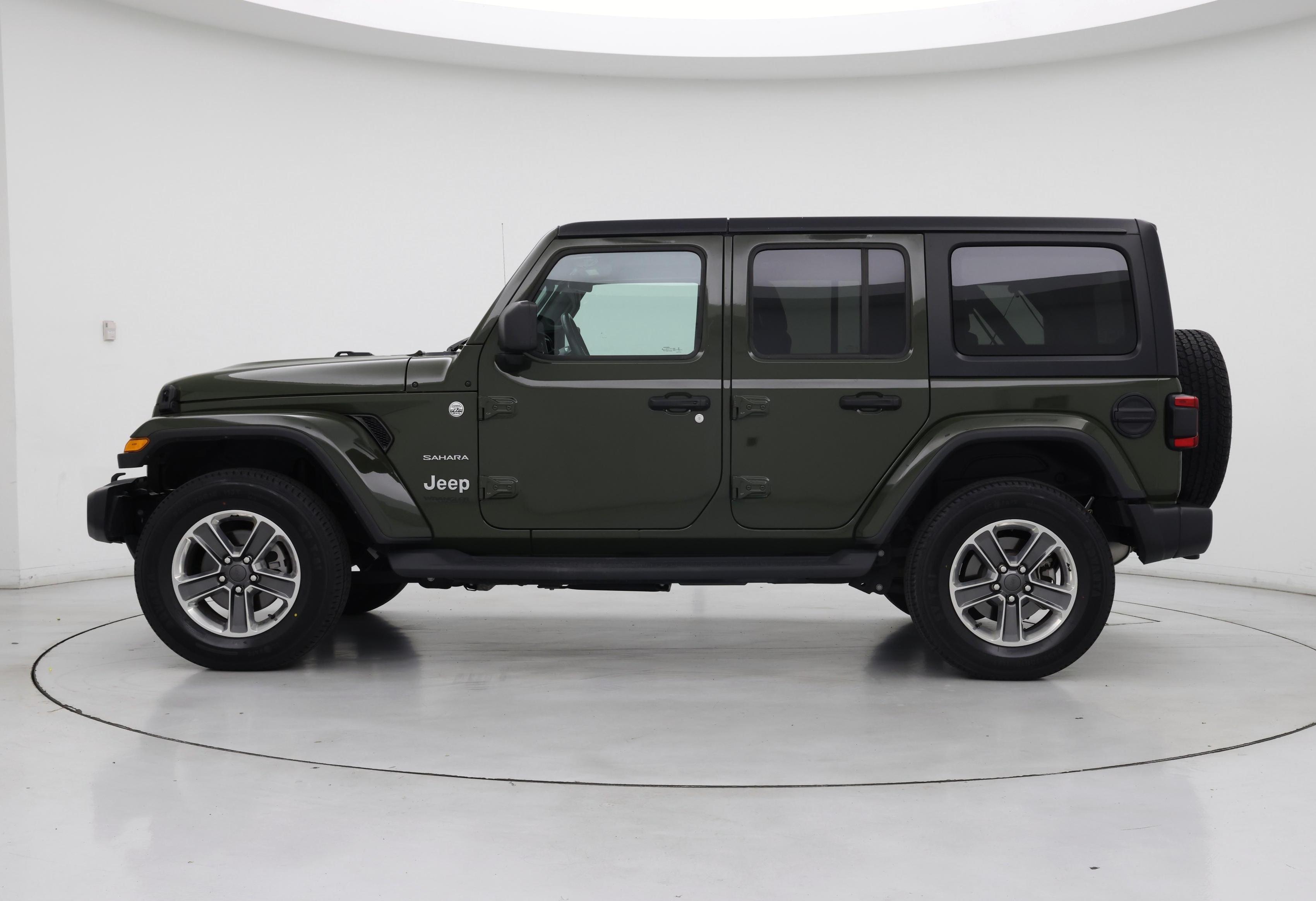 Thumbnail: 2021 Jeep Wrangler - 3
