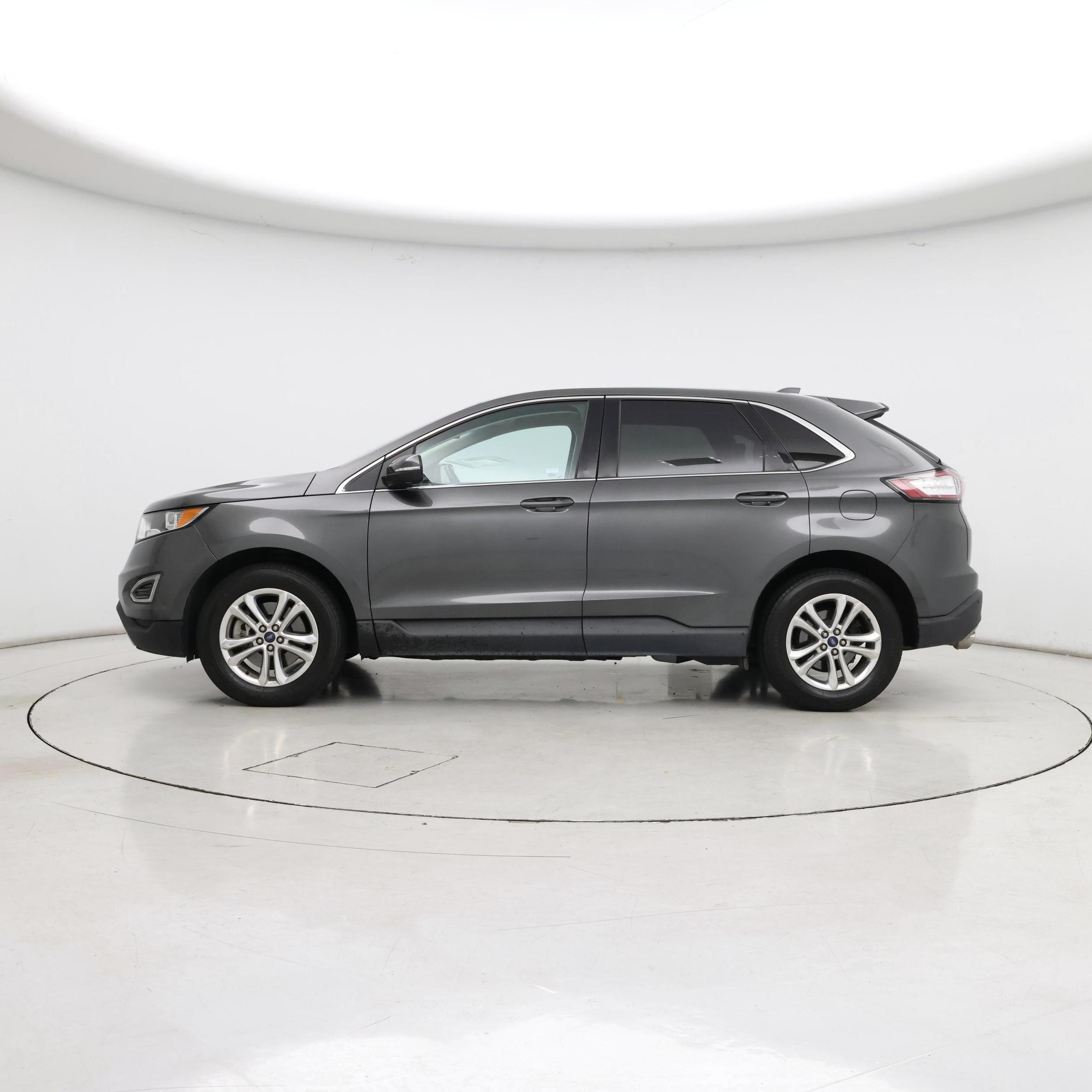 Thumbnail: 2018 Ford Edge - 3