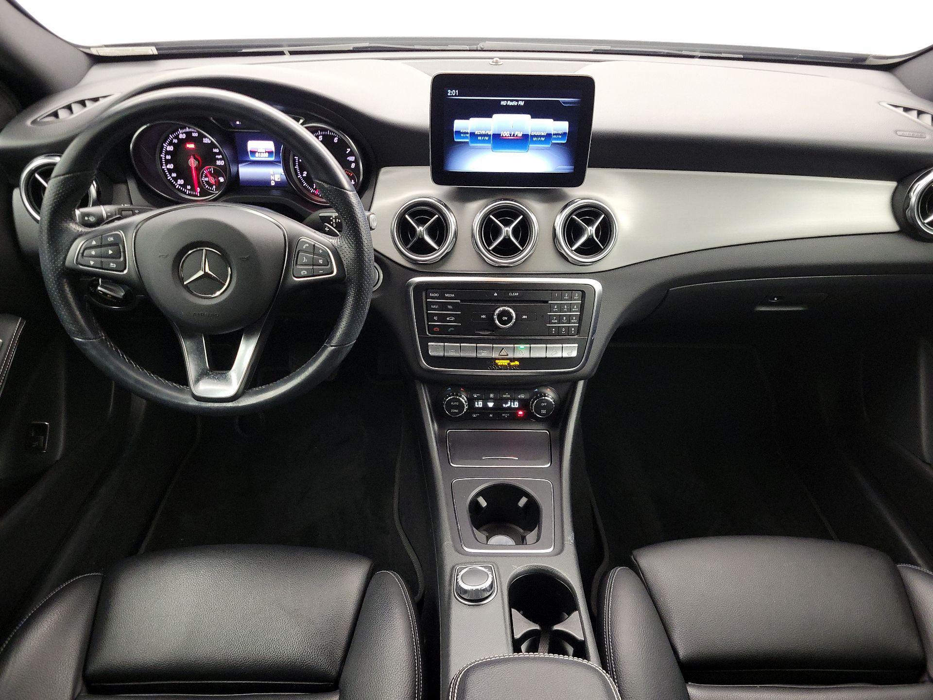 Thumbnail: 2019 Mercedes-Benz GLA - 9