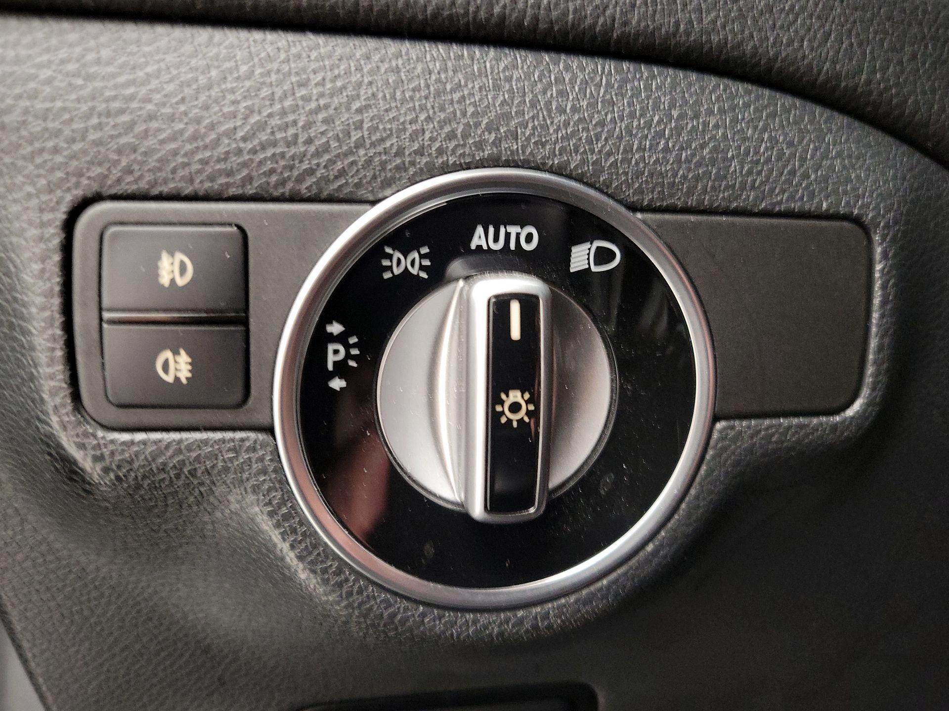 Thumbnail: 2019 Mercedes-Benz GLA - 13