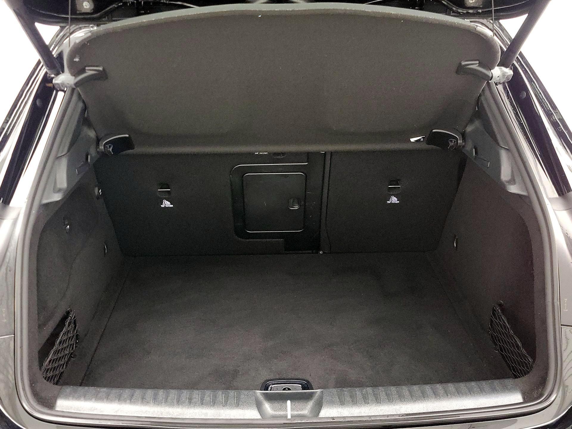 Thumbnail: 2019 Mercedes-Benz GLA - 20